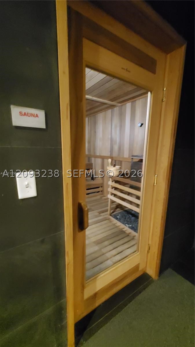 image Canvas14