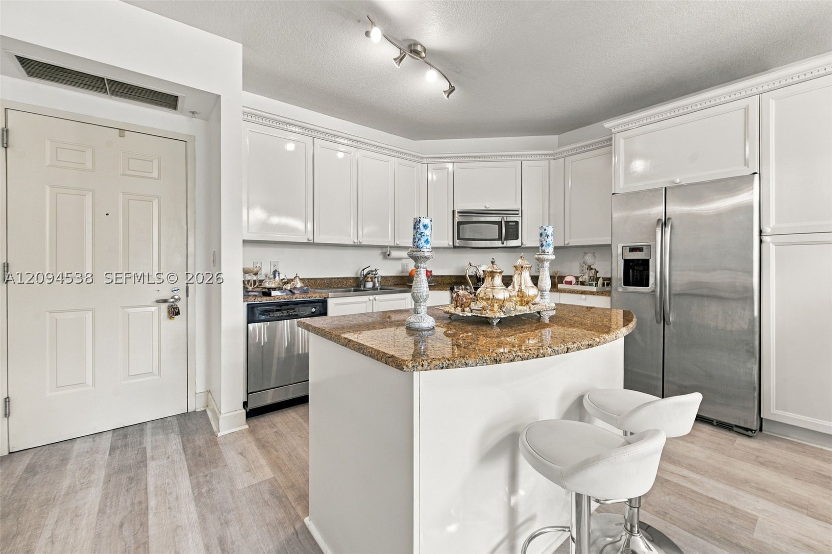 55 Merrick Way #520 Coral Gables, FL 33134