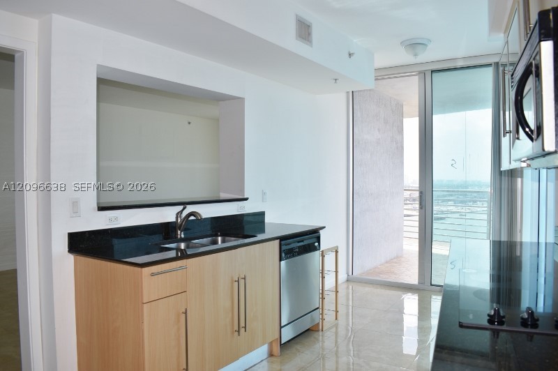 image One Miami East10