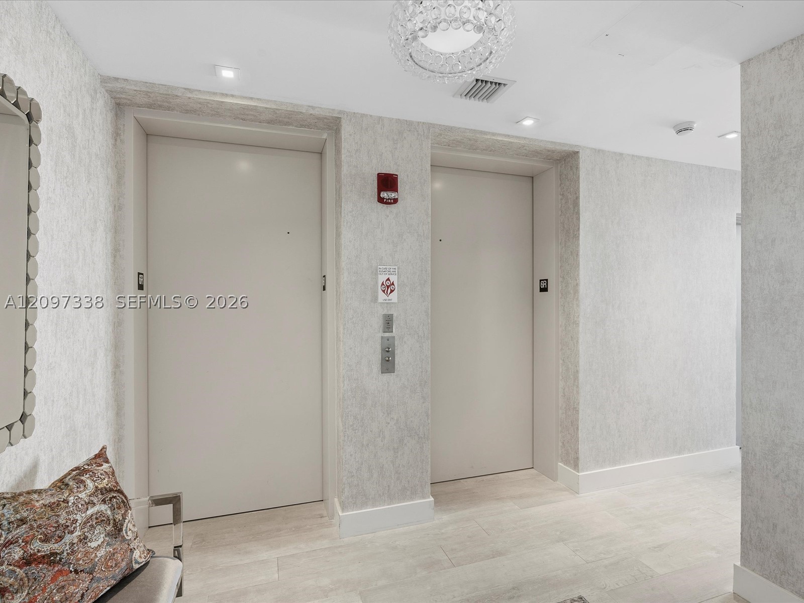 image Prive28
