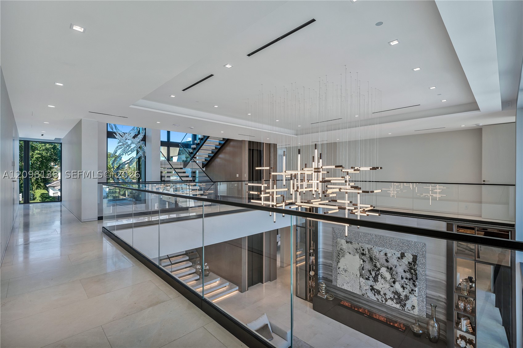 725 Middle Riv Dr Fort Lauderdale, FL 33304