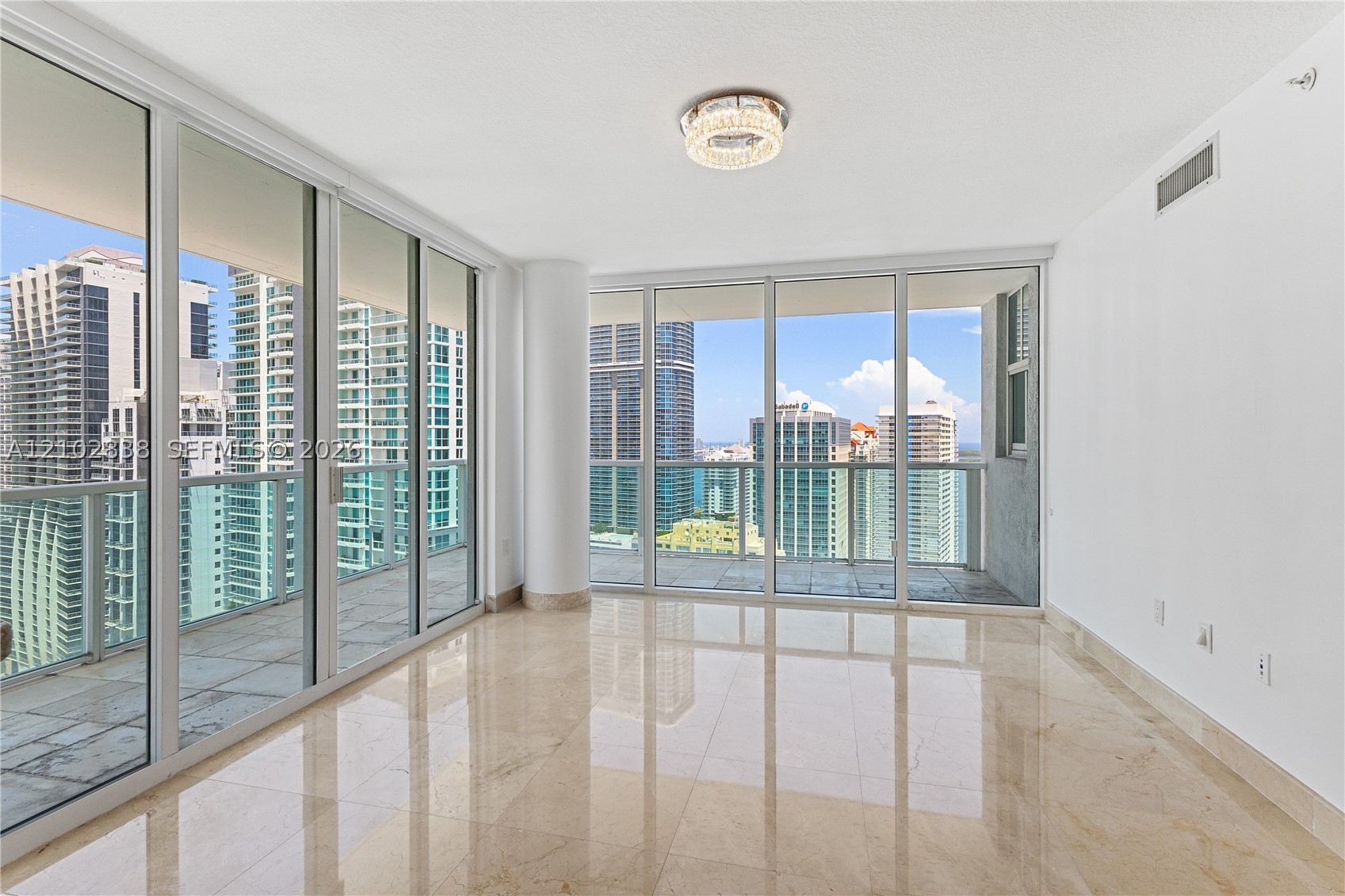 image Vue at Brickell28