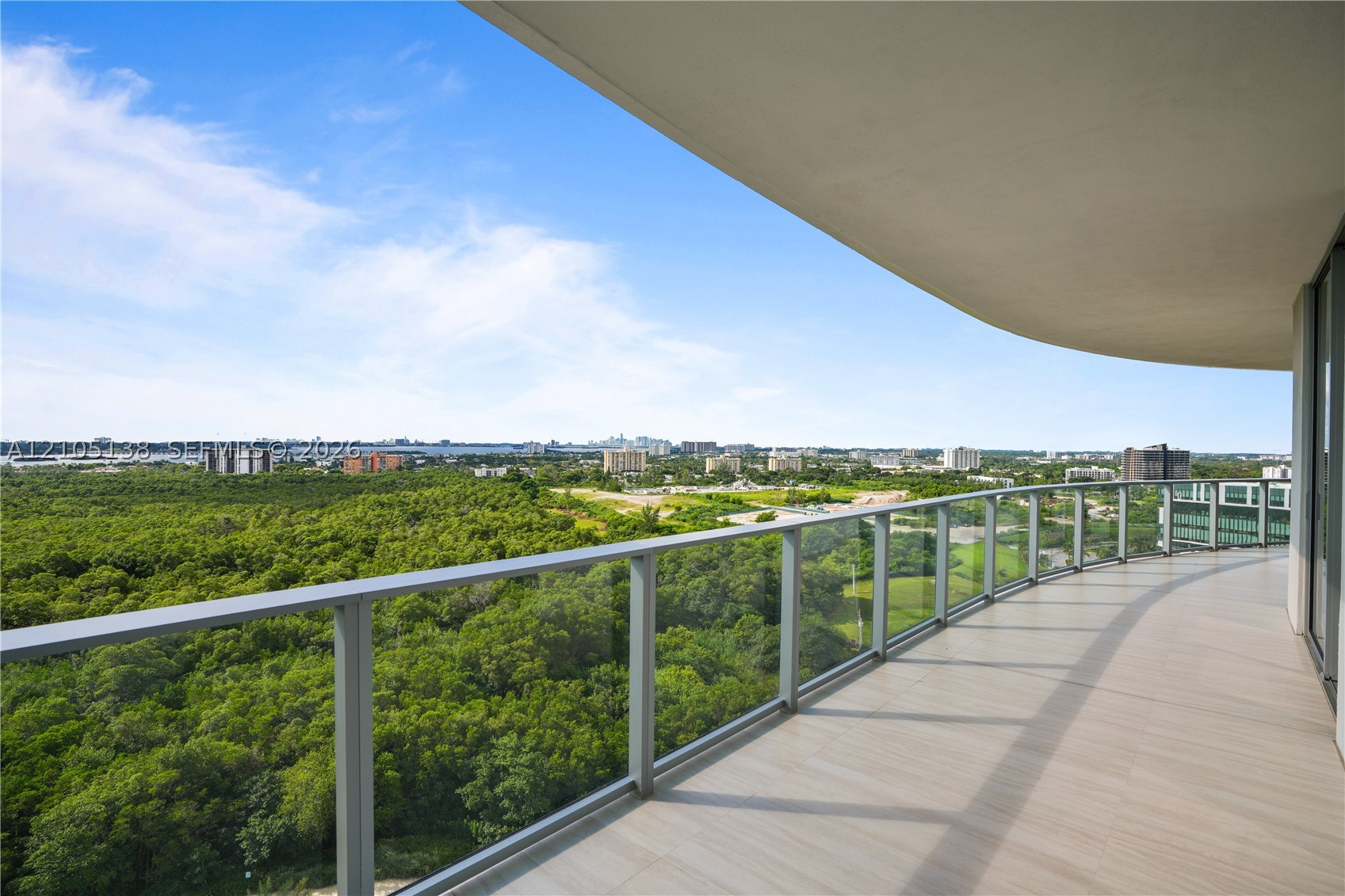 2411 Laguna Cir #1505 North Miami, FL 33181