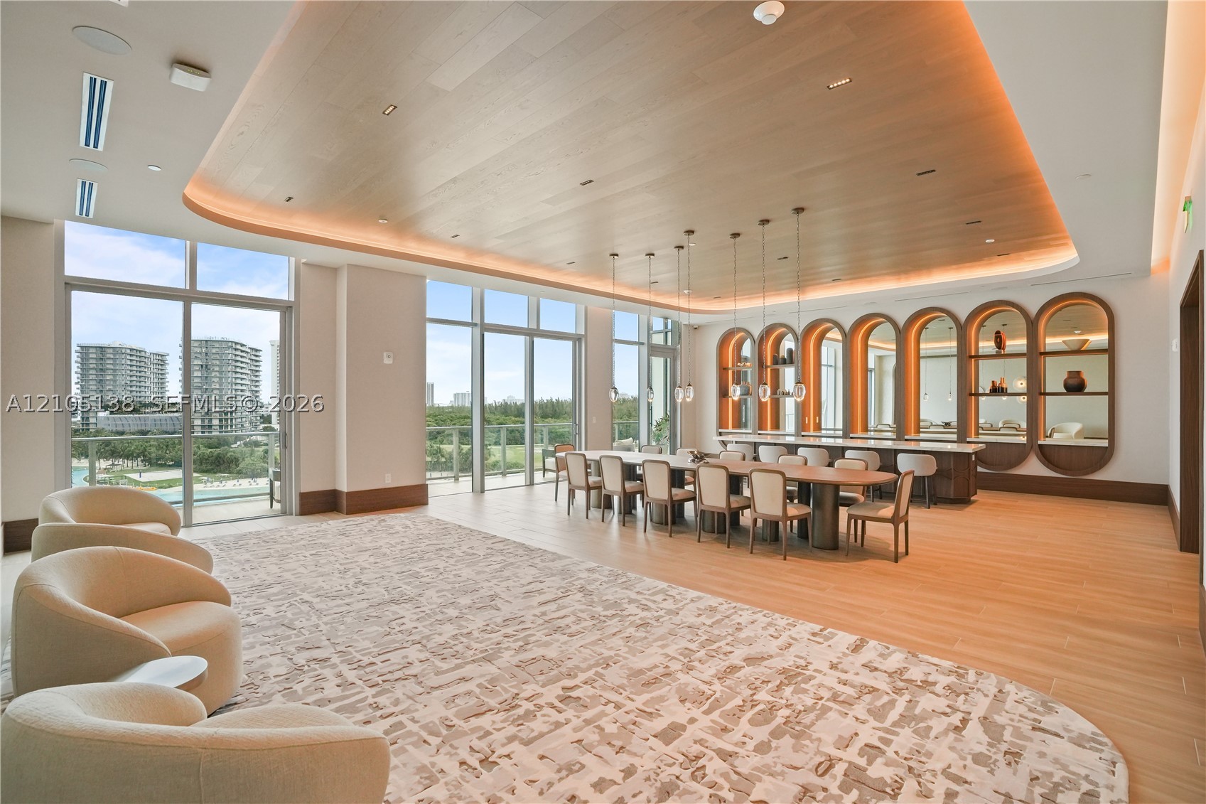 2411 Laguna Cir #1505 North Miami, FL 33181