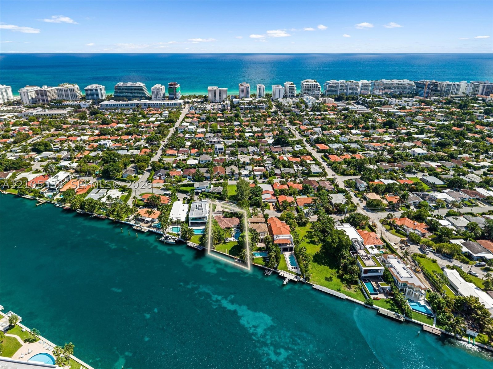 9250 Bay Dr Surfside, FL 33154