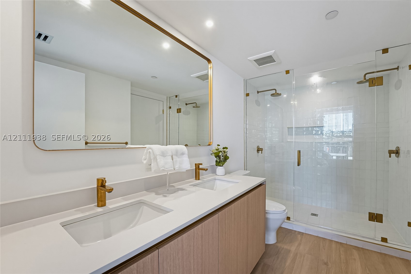image The Standard Residences Midtown Miami9