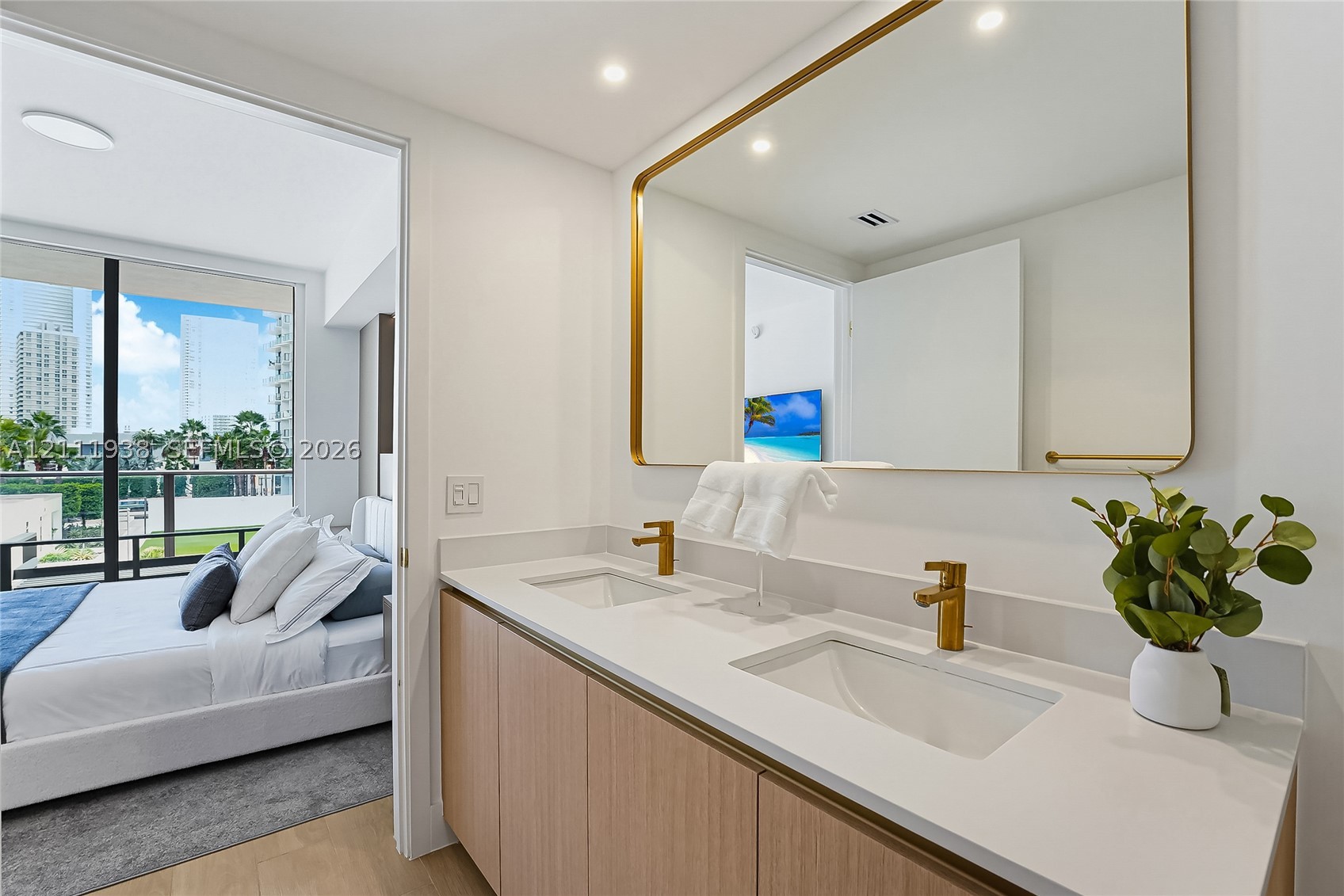 image The Standard Residences Midtown Miami10