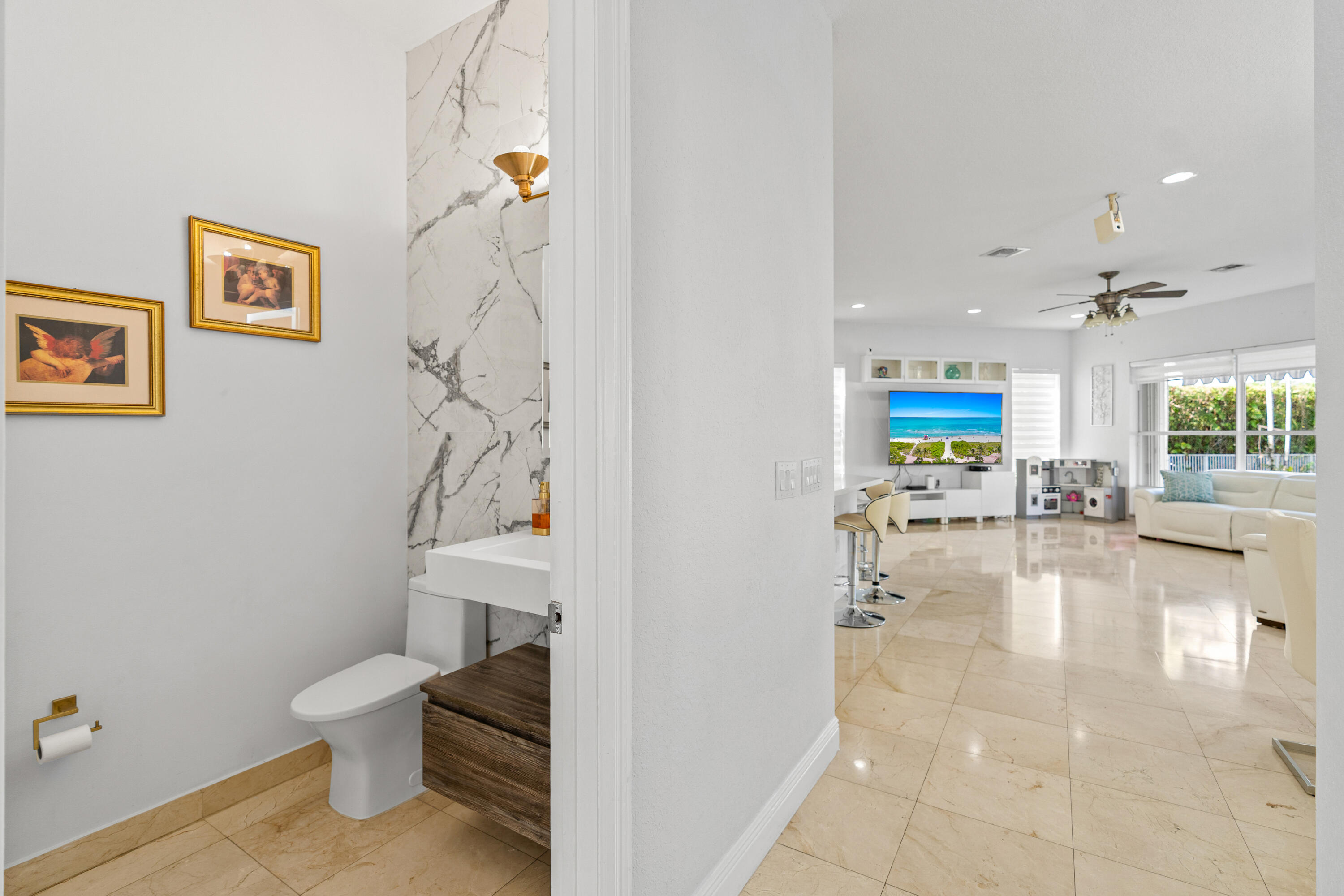 4918 SW 195th Ter Miramar, FL 33029