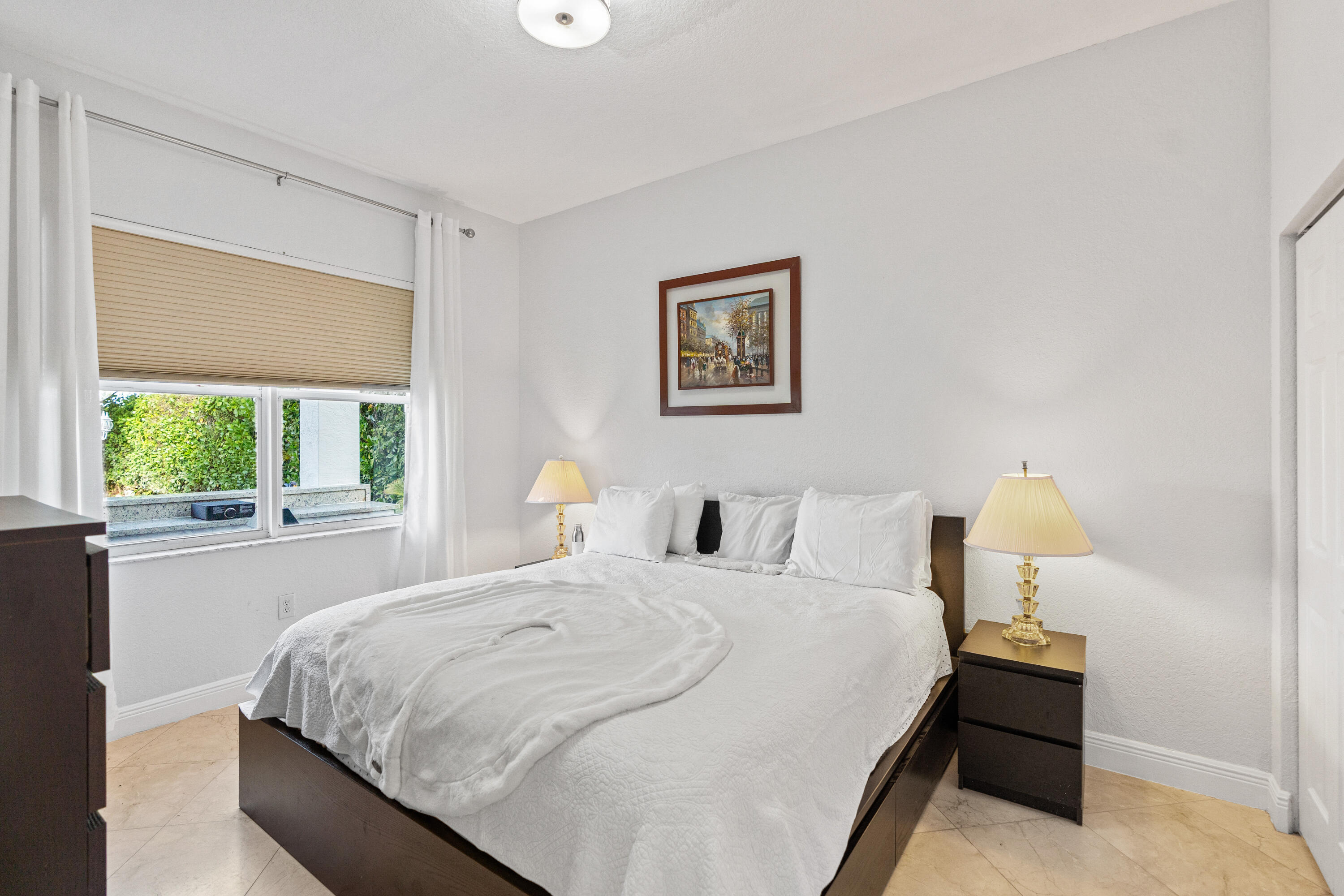 4918 SW 195th Ter Miramar, FL 33029