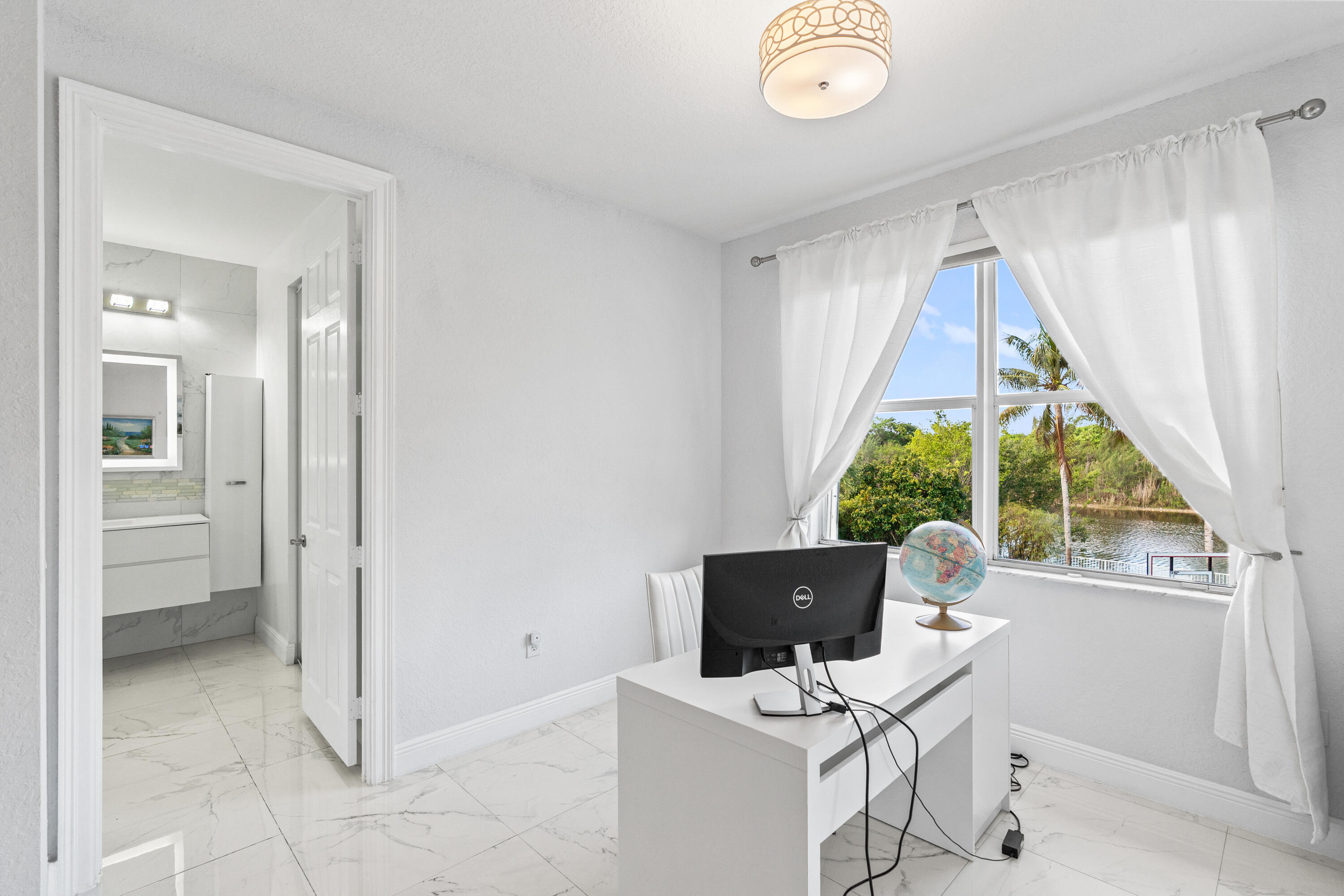 4918 SW 195th Ter Miramar, FL 33029