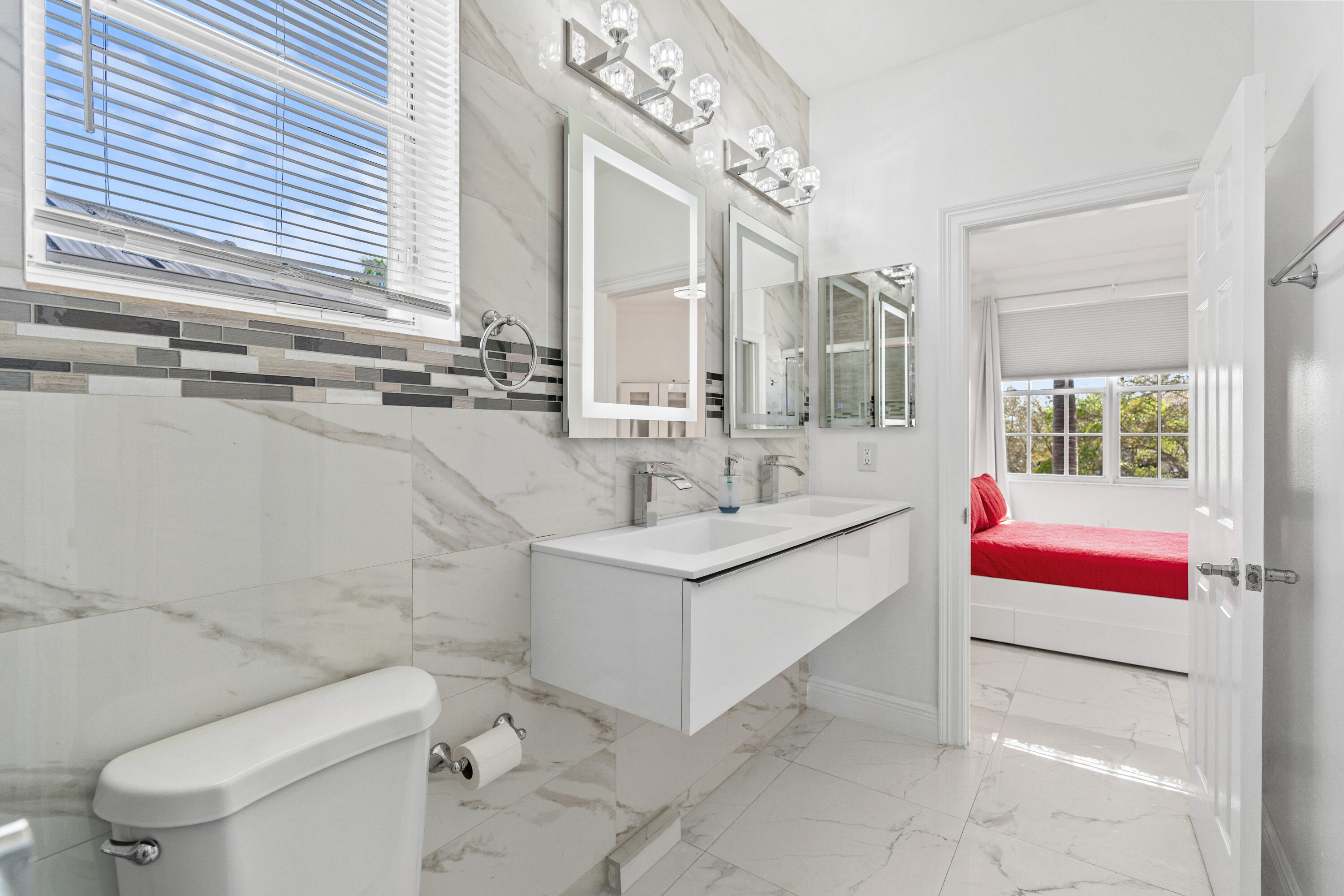 4918 SW 195th Ter Miramar, FL 33029