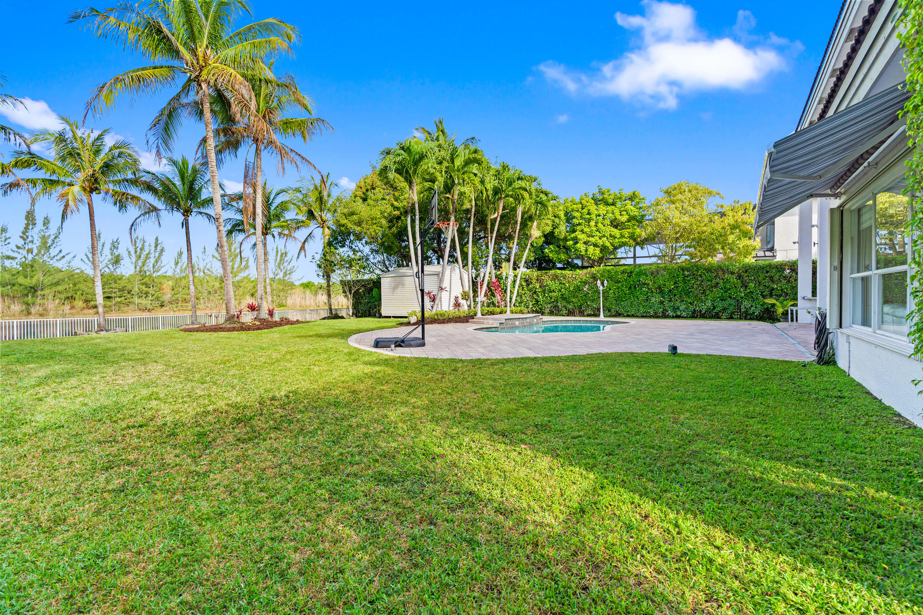 4918 SW 195th Ter Miramar, FL 33029