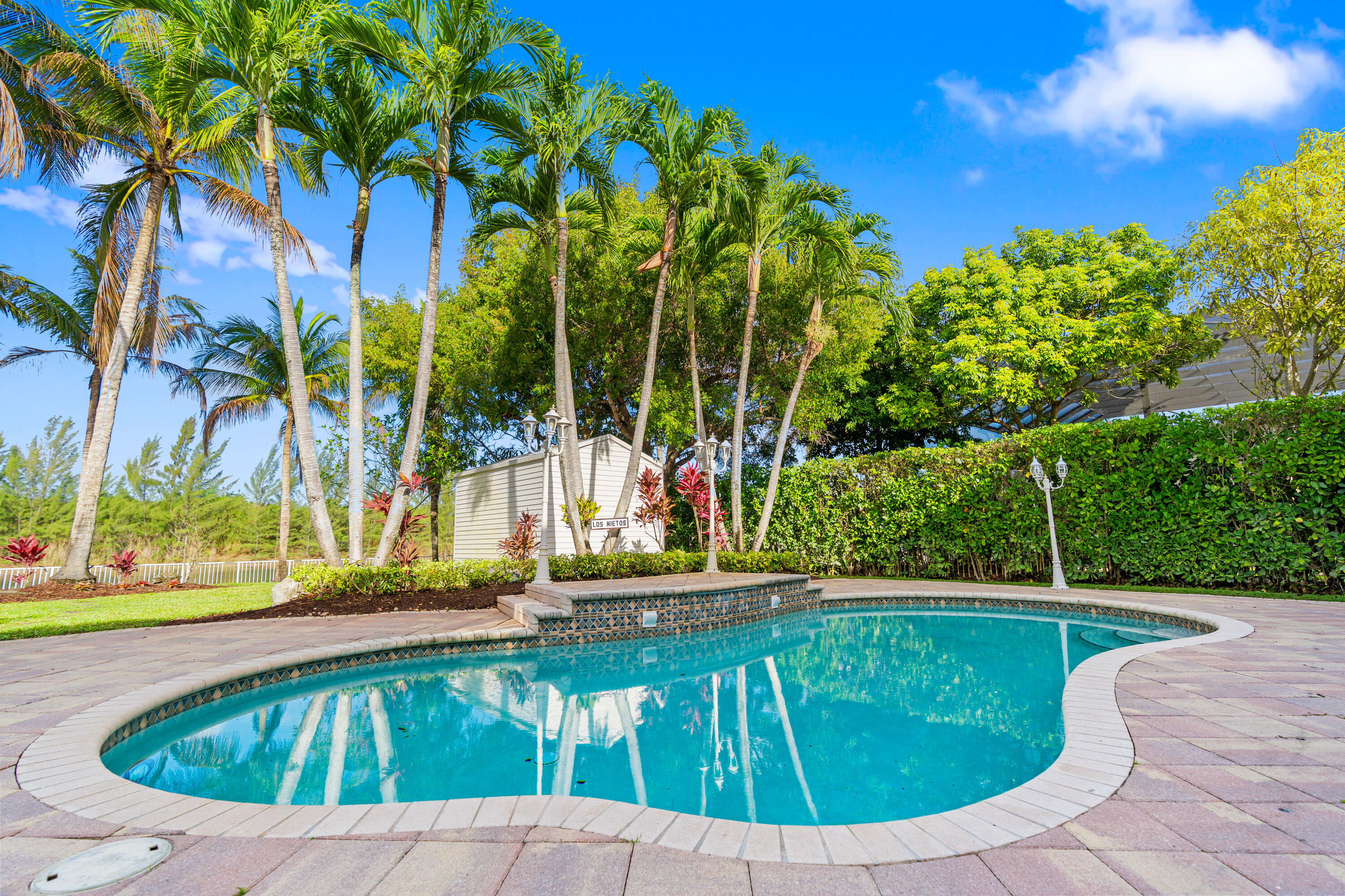 4918 SW 195th Ter Miramar, FL 33029