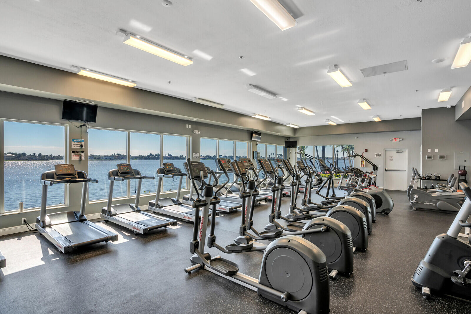 4918 SW 195th Ter Miramar, FL 33029