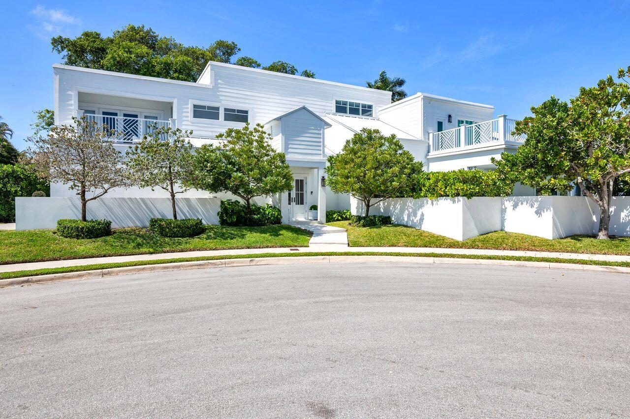 129 S Flagler Promenade