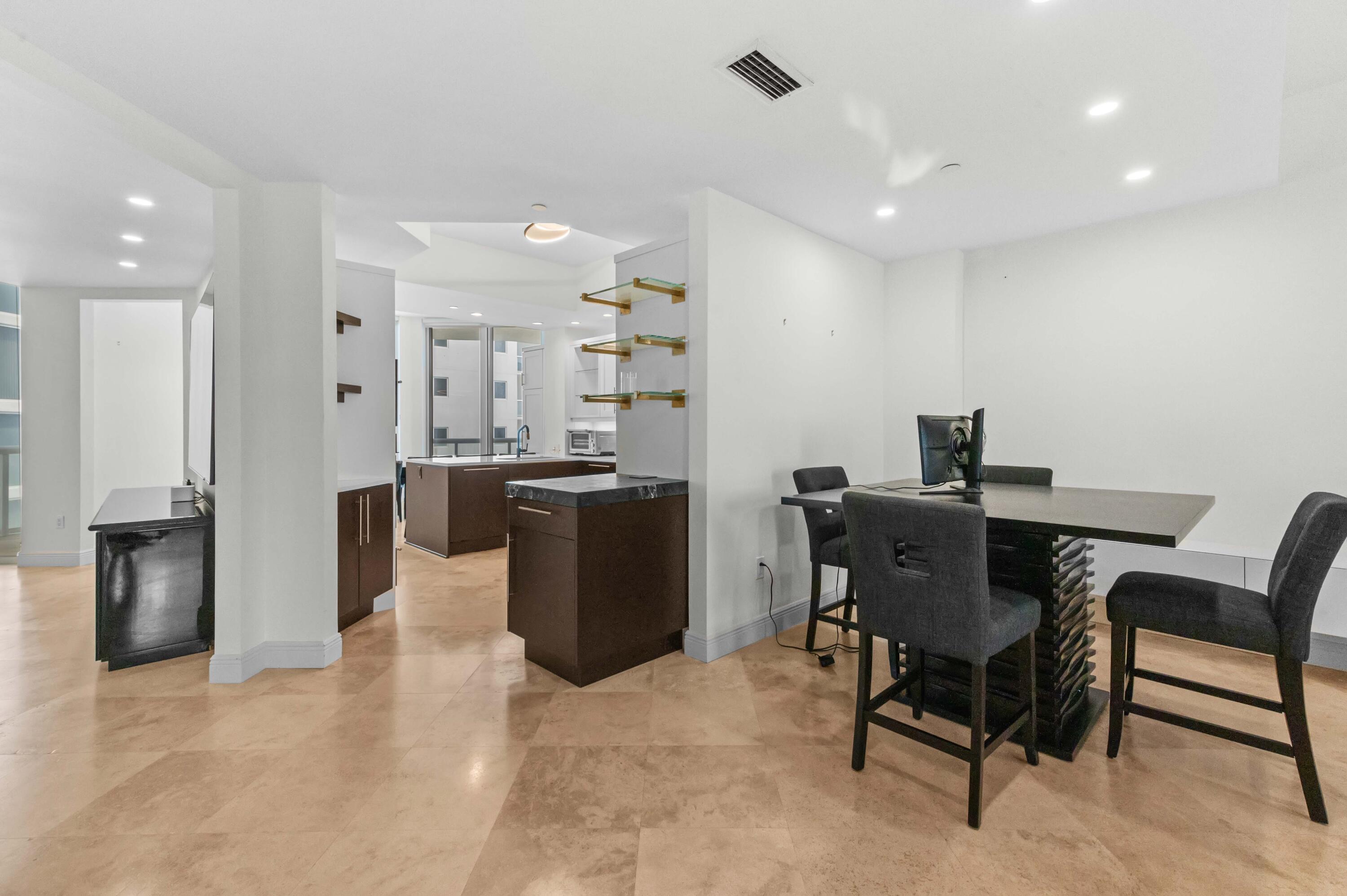 4600 N Ocean #605 Riviera Beach, FL 33404