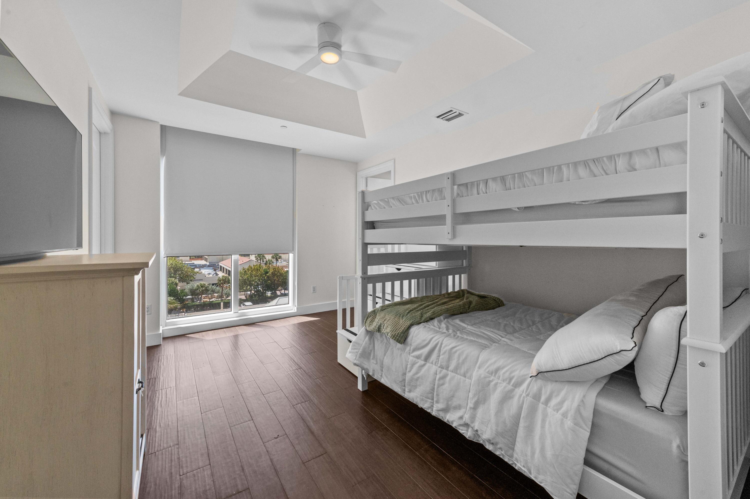 4600 N Ocean #605 Riviera Beach, FL 33404