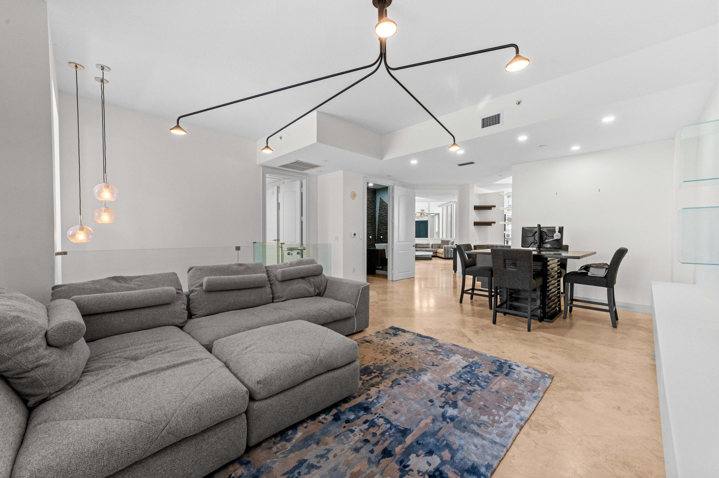 4600 N Ocean #605 Riviera Beach, FL 33404