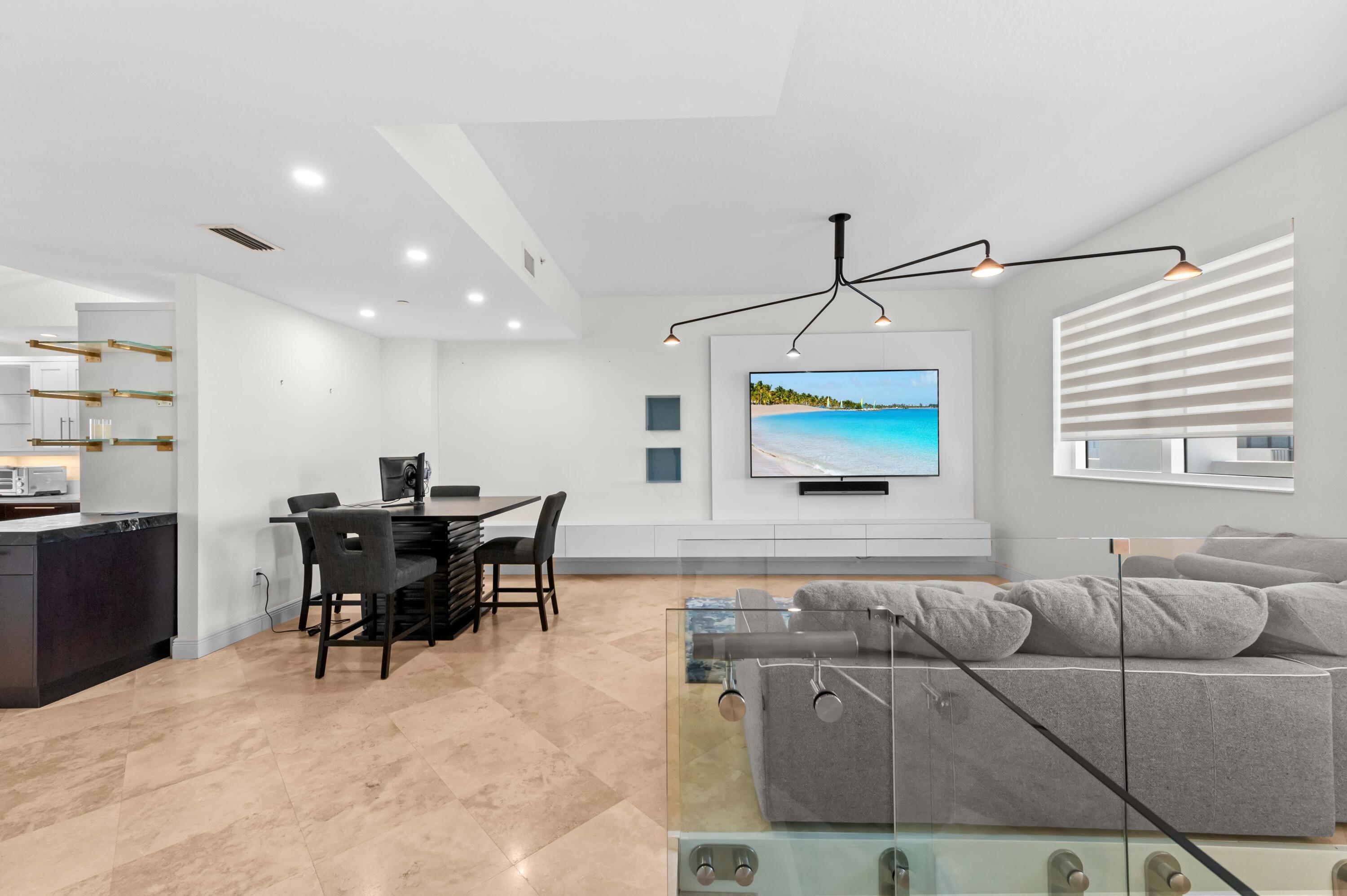 4600 N Ocean #605 Riviera Beach, FL 33404