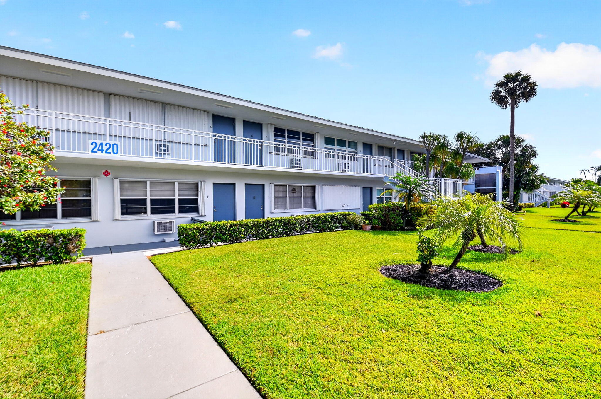 2420 S Federal #0100