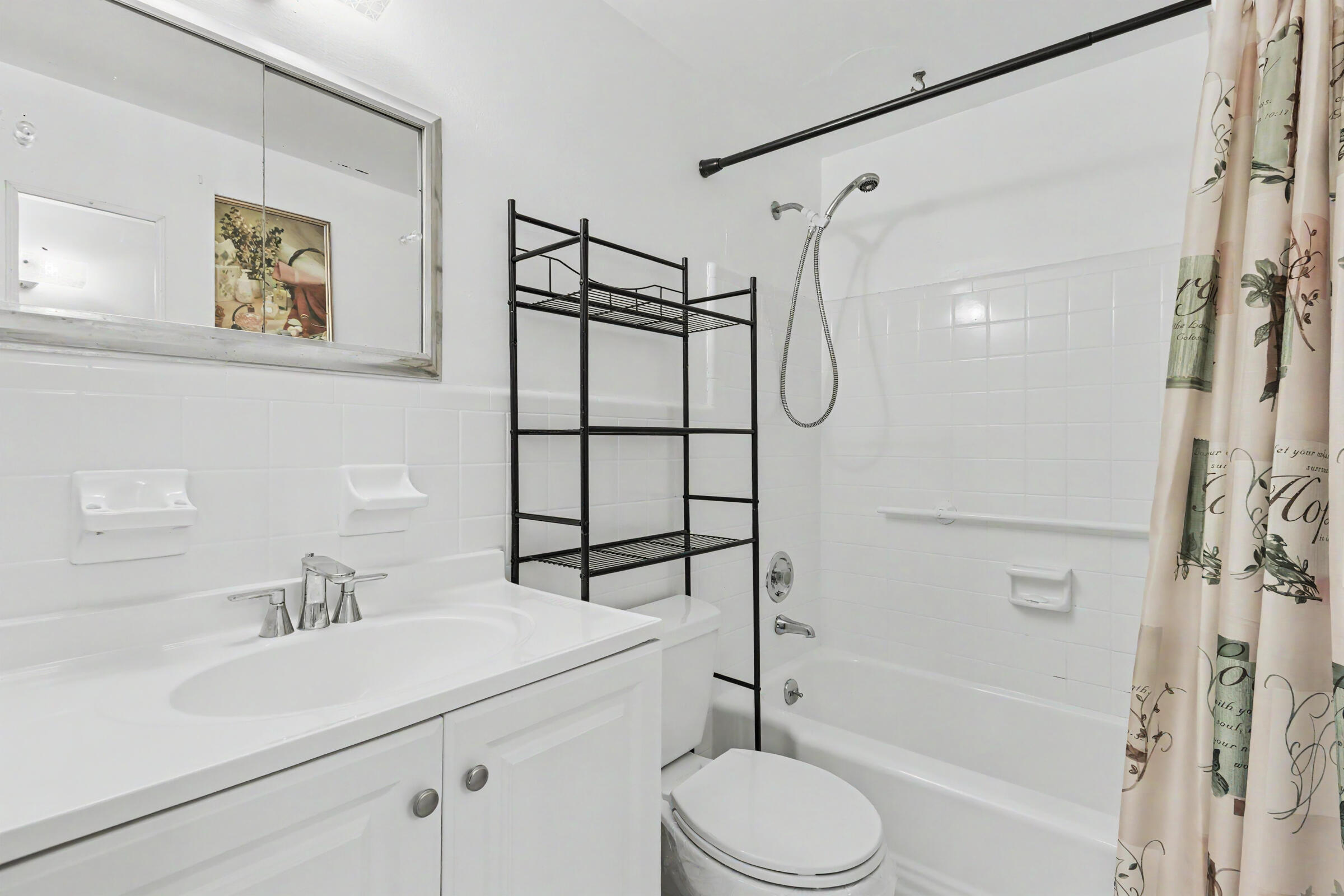 800 SW 10th #T-6 Hallandale Beach, FL 33009