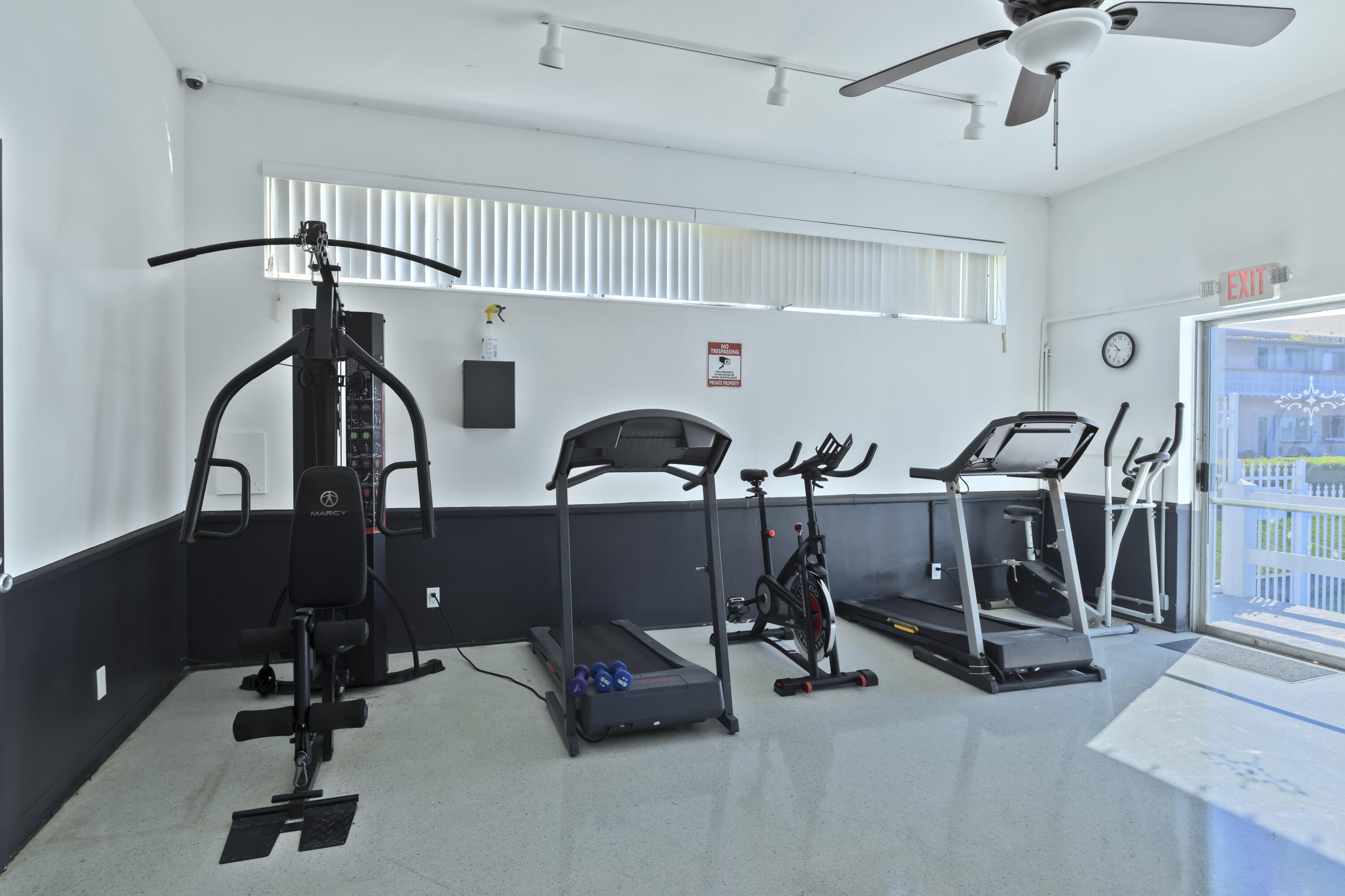 800 SW 10th #T-6 Hallandale Beach, FL 33009