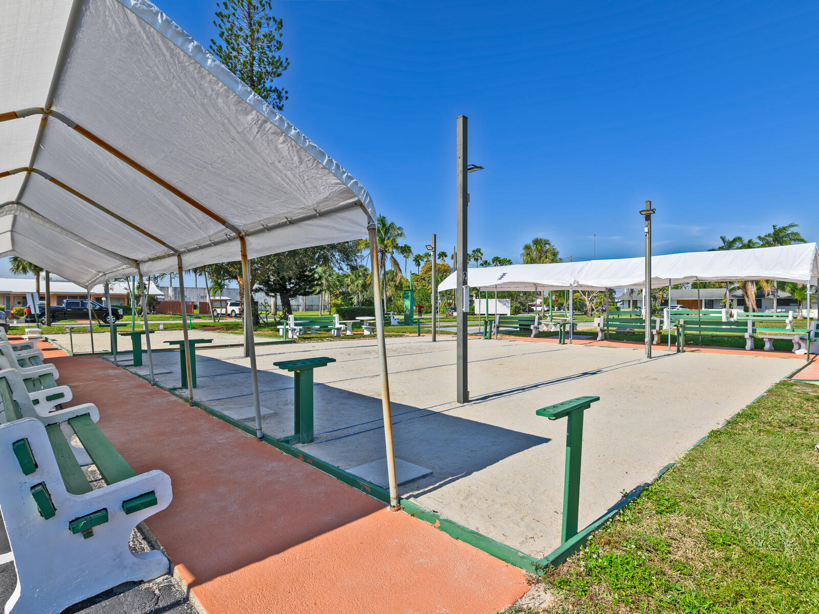 800 SW 10th #T-6 Hallandale Beach, FL 33009