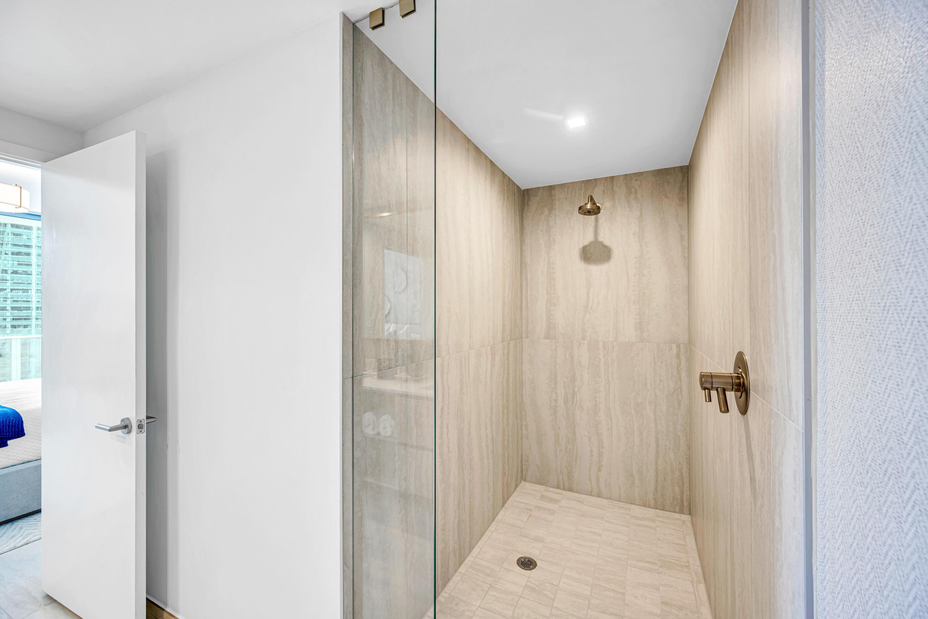 image Viceroy Brickell Residences45