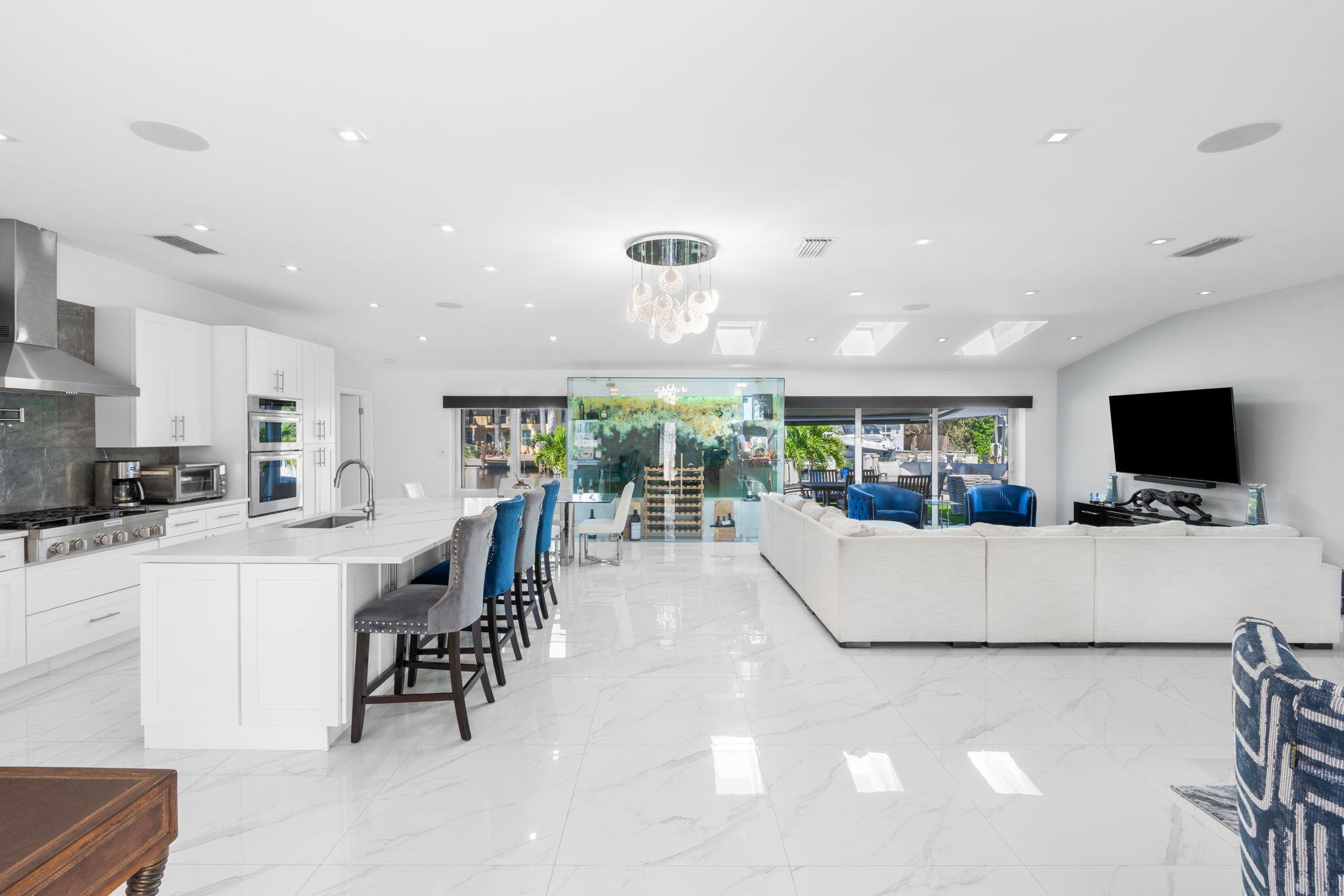 2813 NE 29th Fort Lauderdale, FL 33306