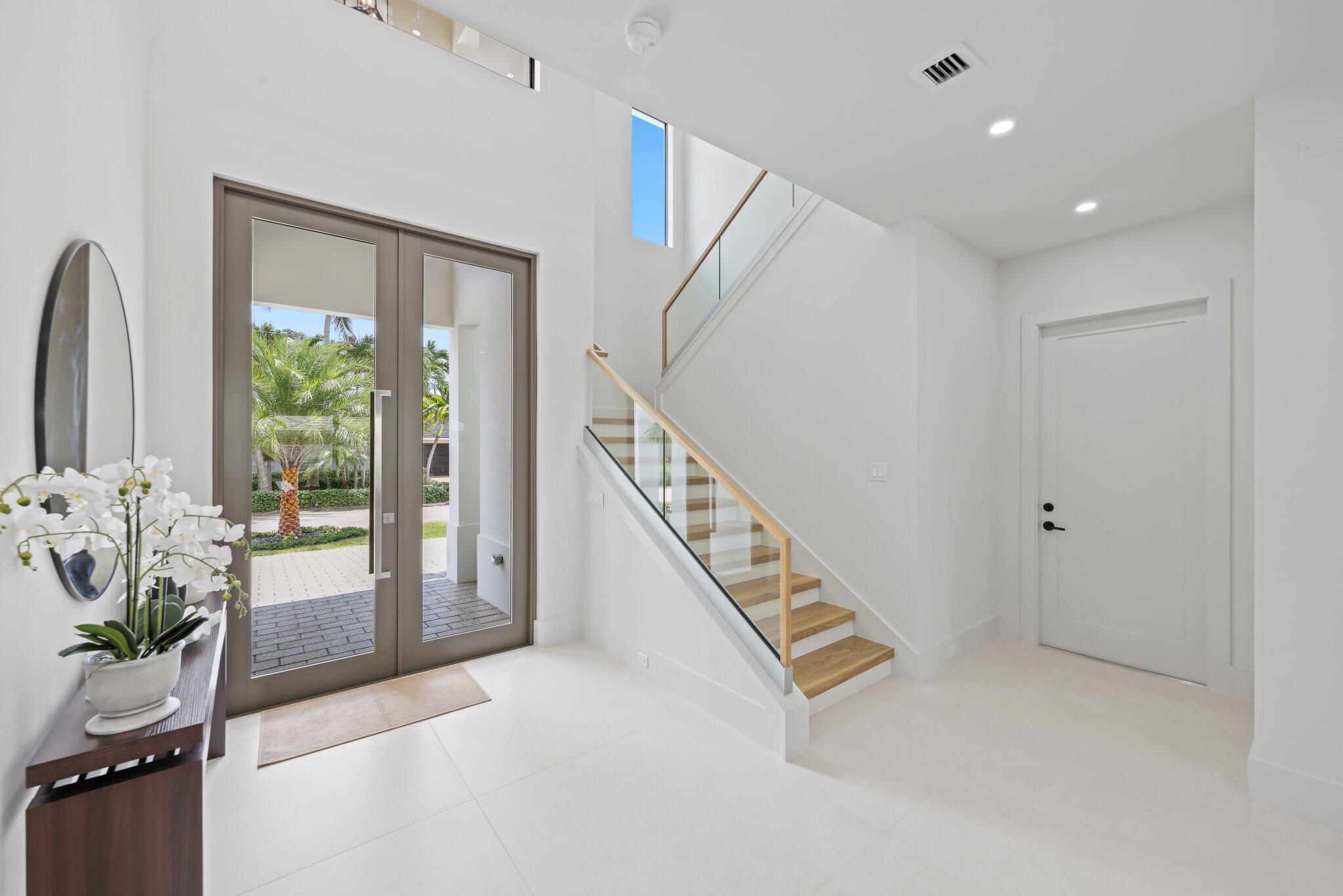 1160 Emerald Riviera Beach, FL 33404