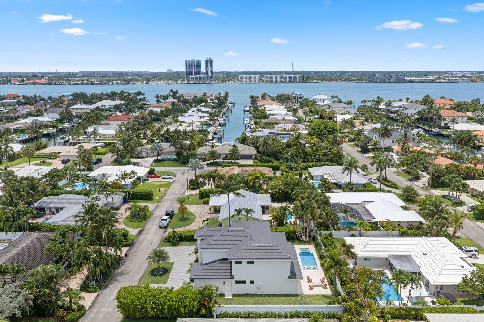 1160 Emerald Riviera Beach, FL 33404