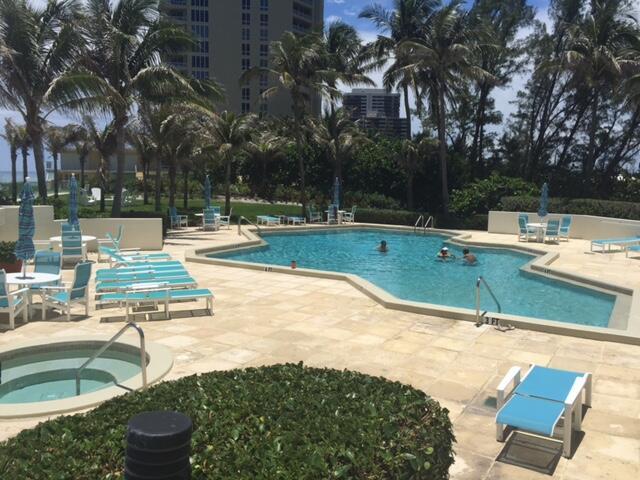 5070 N Ocean #10c Singer Island, FL 33404