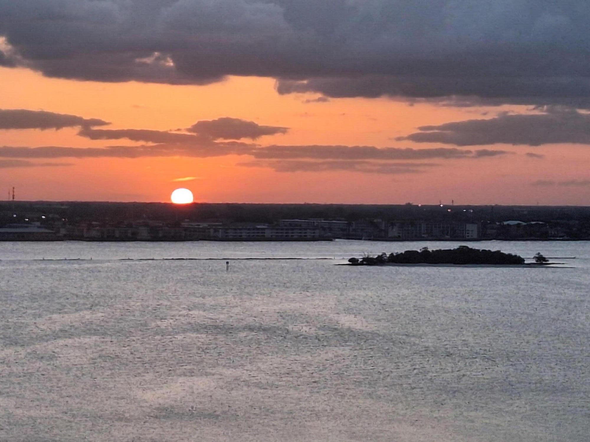 5070 N Ocean #10c Singer Island, FL 33404