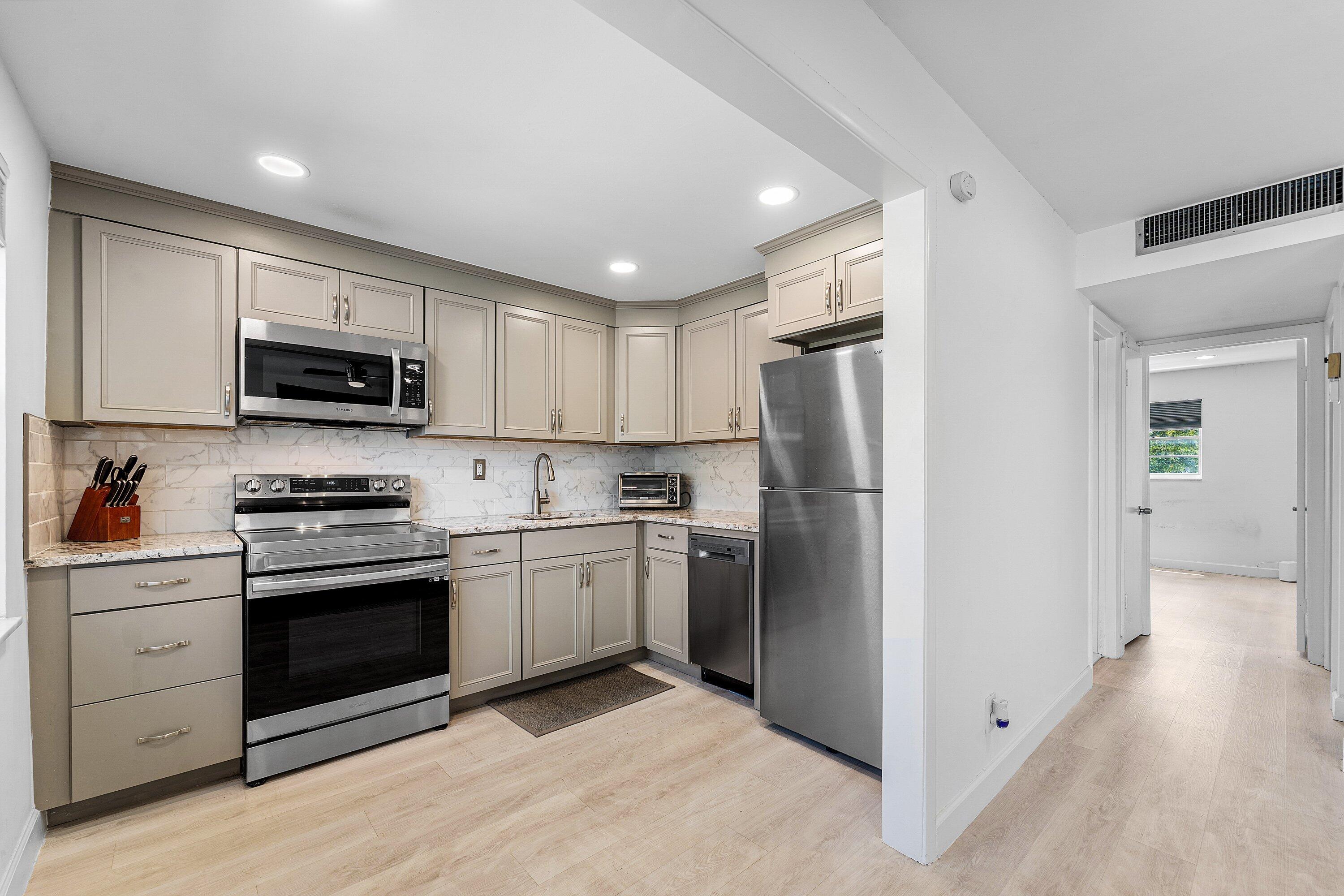 340 NW 19th #2020