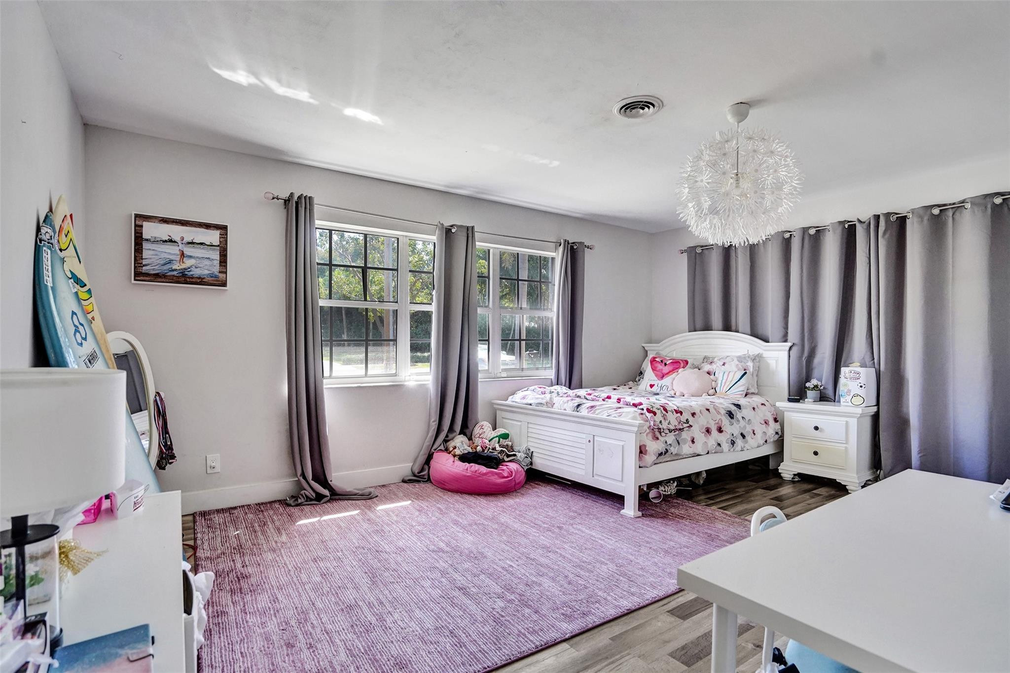 1325 Middle Riv Fort Lauderdale, FL 33304