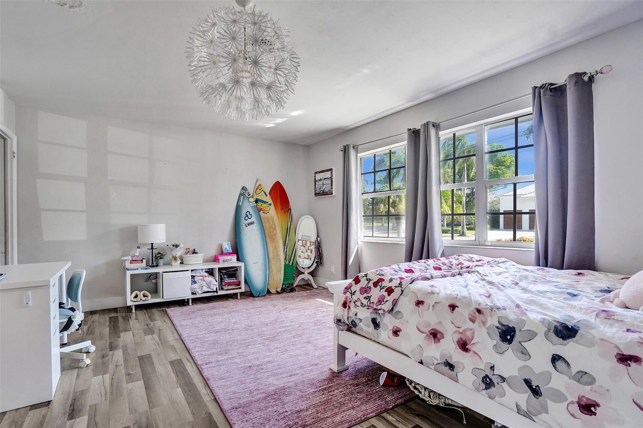 1325 Middle Riv Fort Lauderdale, FL 33304