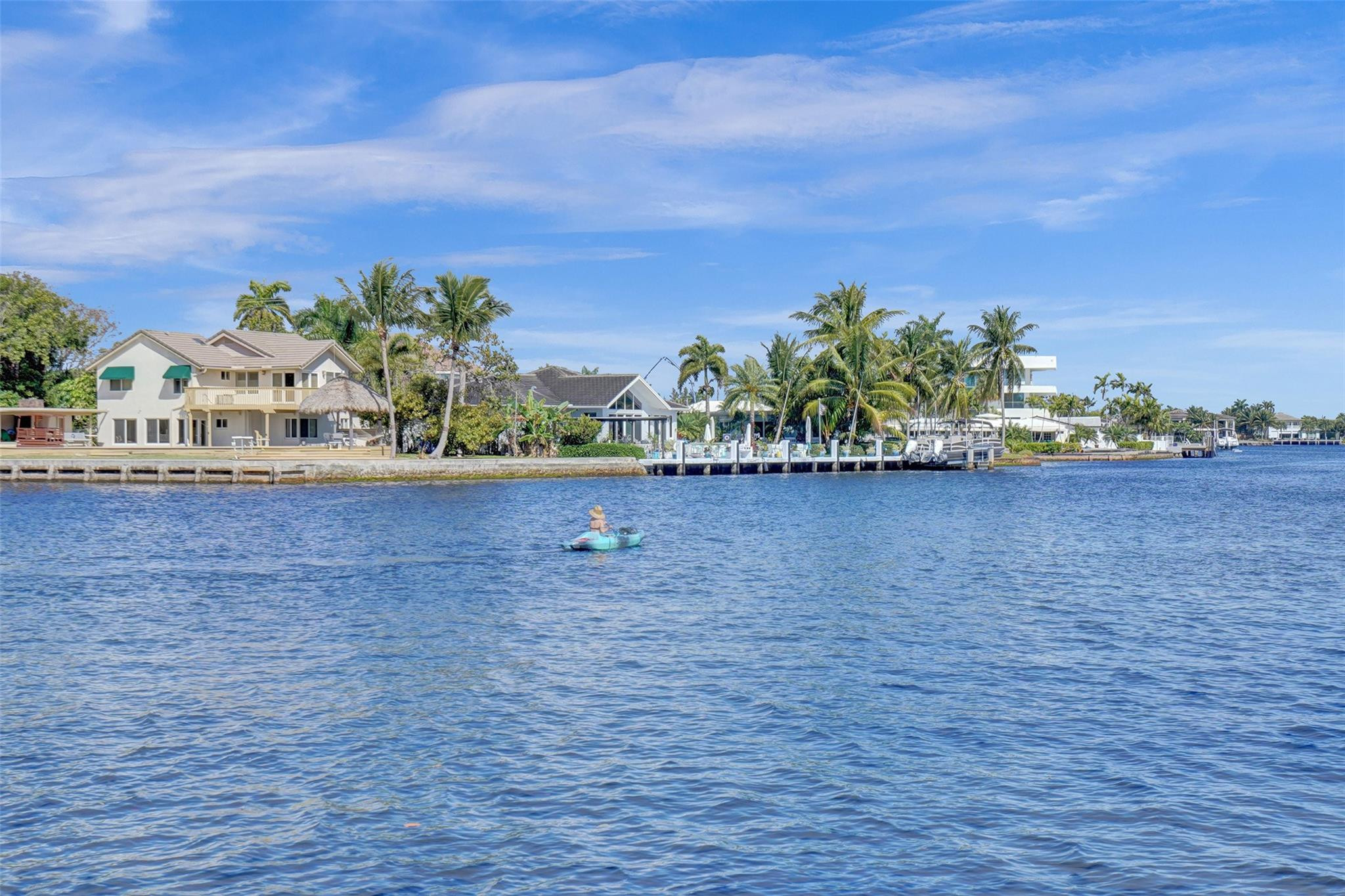 1325 Middle Riv Fort Lauderdale, FL 33304