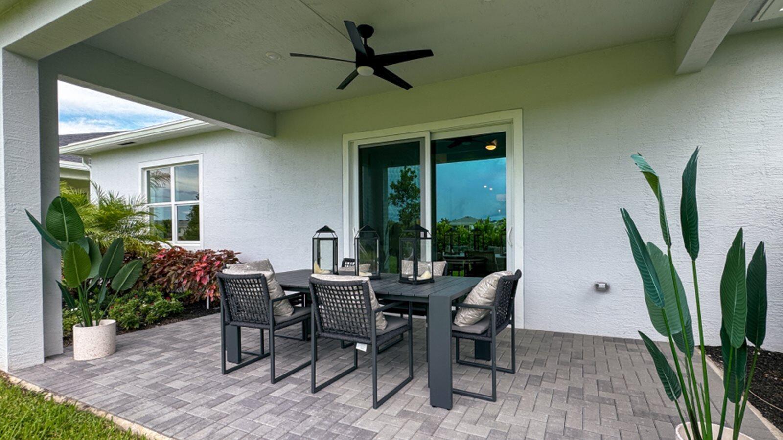1493 SE Boscage Cir Port St Lucie, FL 34984