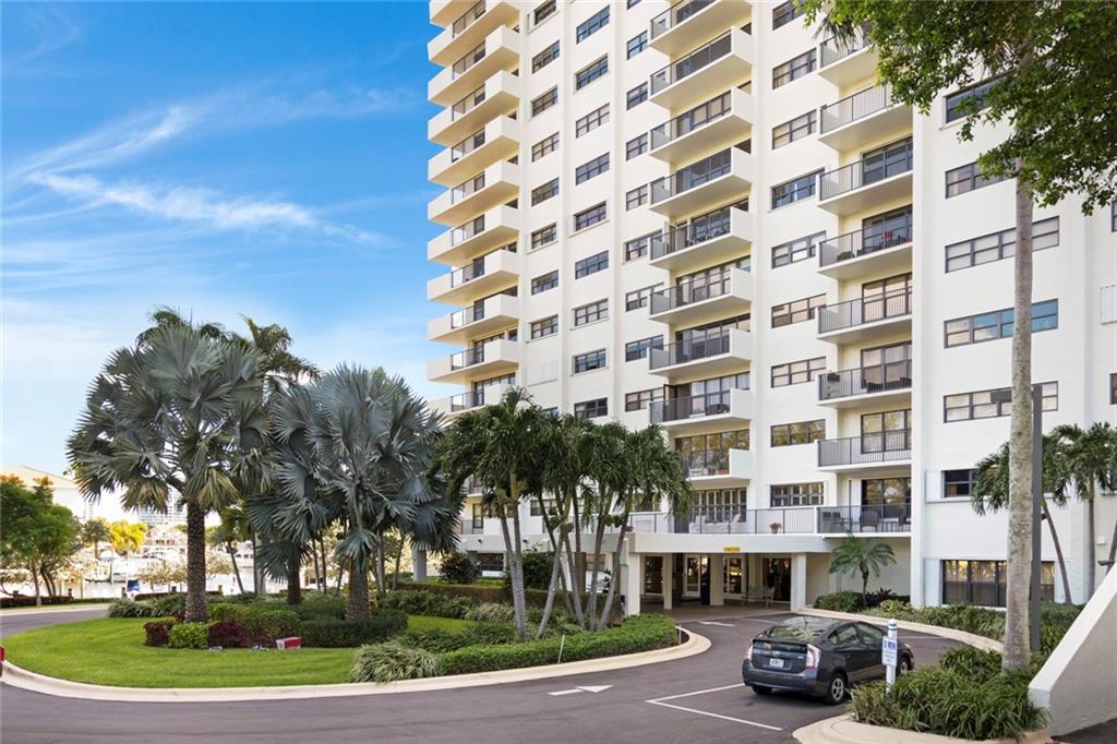 3200 Port Royale Dr #908