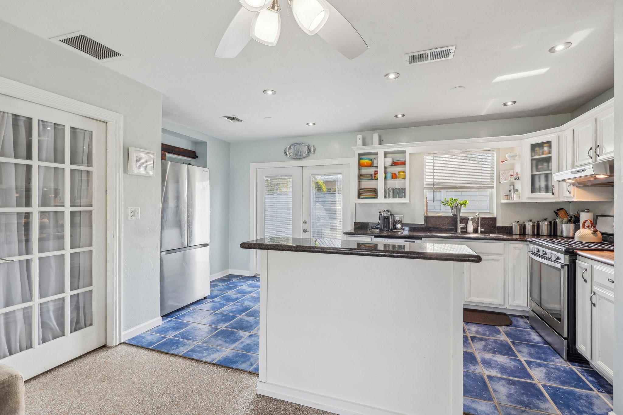 2216 NW 2nd Ave,Wilton Manors, FL 33311