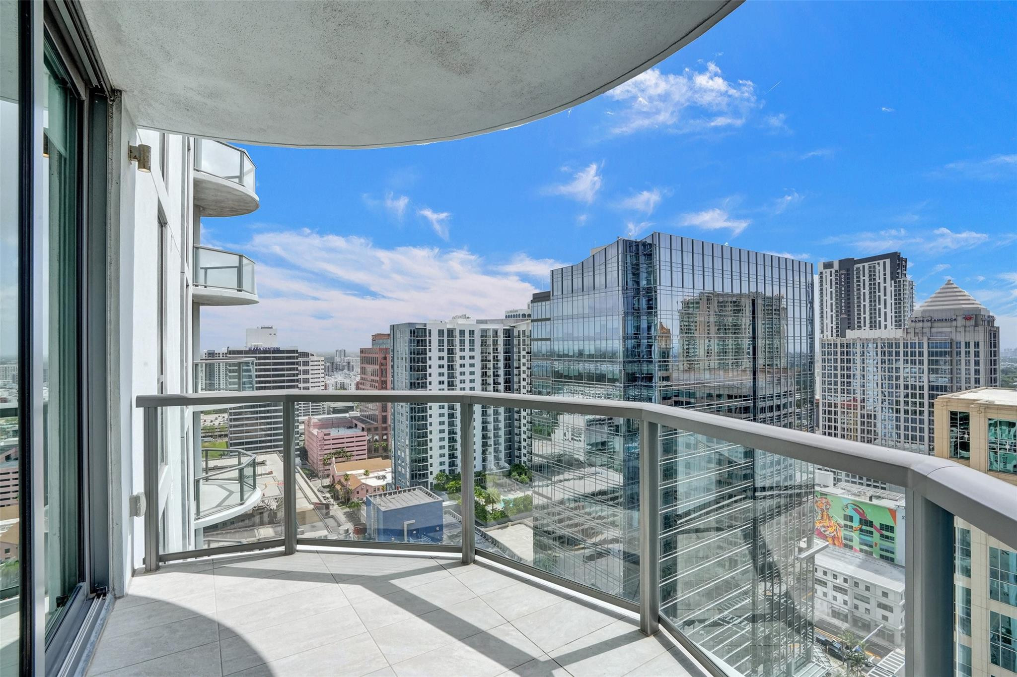 100 E Las Olas #2701 Fort Lauderdale, FL 33301