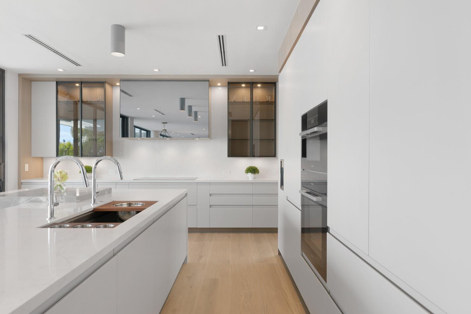 1957 Harbourview Dr Fort Lauderdale, FL 33316