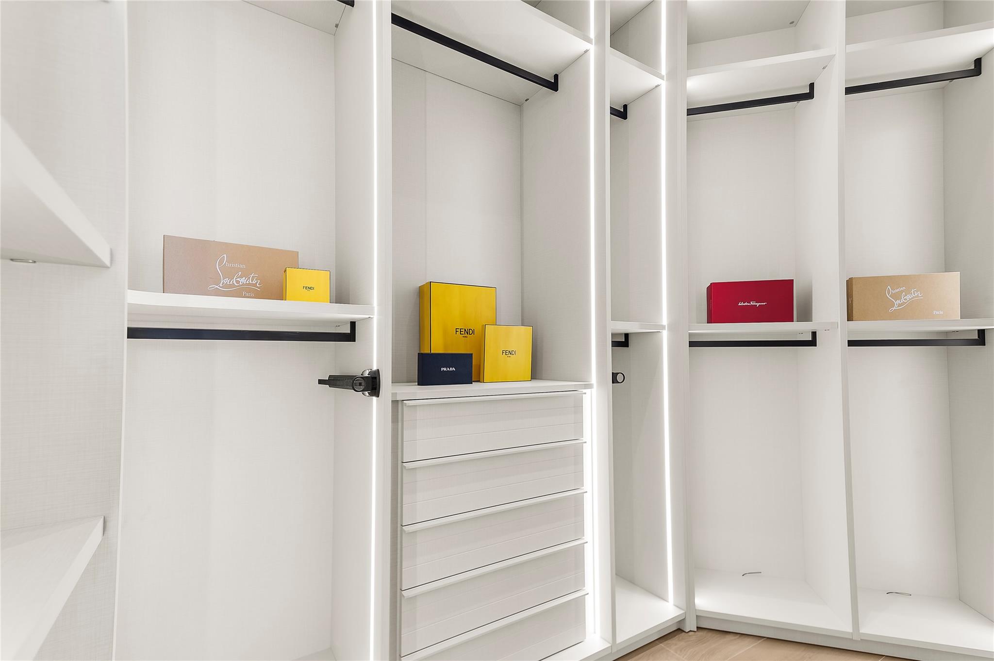 1957 Harbourview Dr Fort Lauderdale, FL 33316