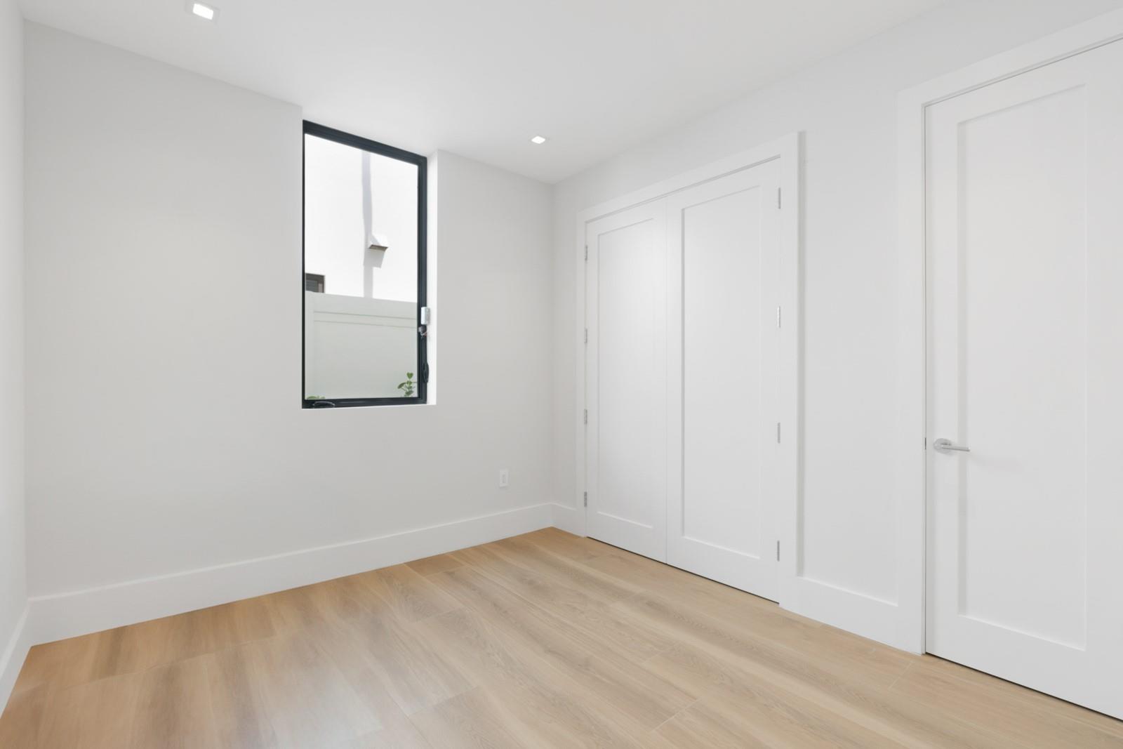 1957 Harbourview Dr Fort Lauderdale, FL 33316