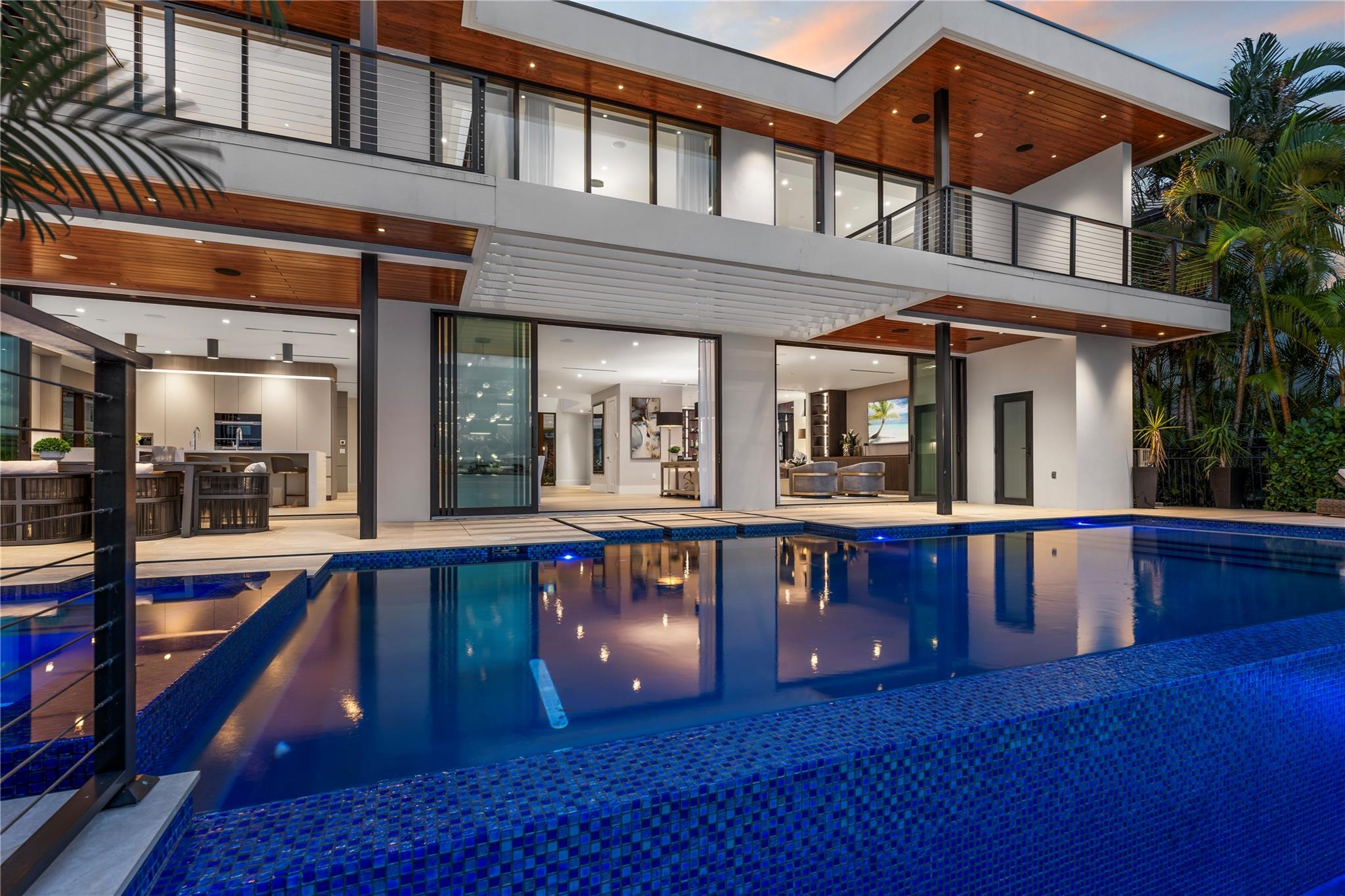 1957 Harbourview Dr Fort Lauderdale, FL 33316