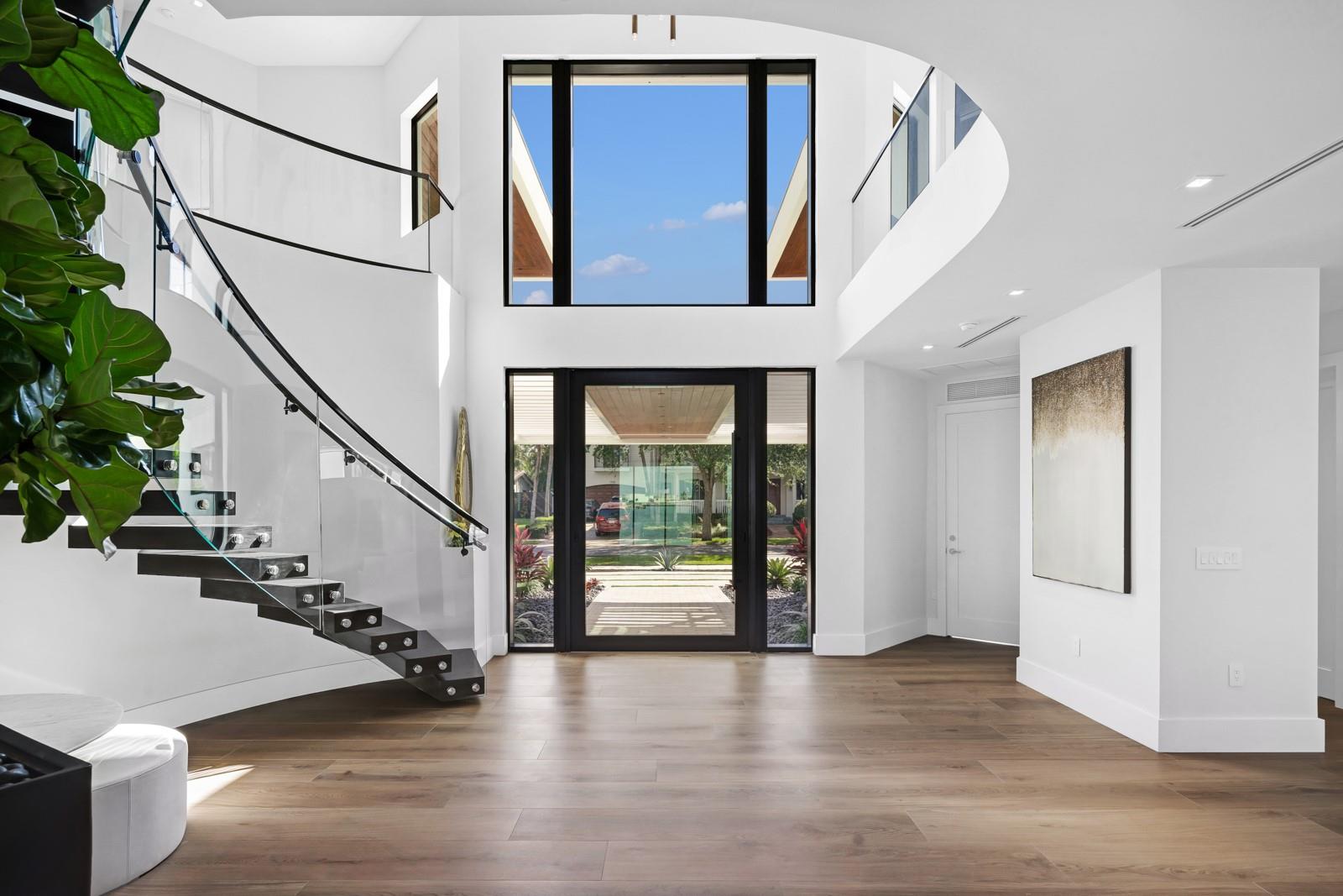 1957 Harbourview Dr Fort Lauderdale, FL 33316