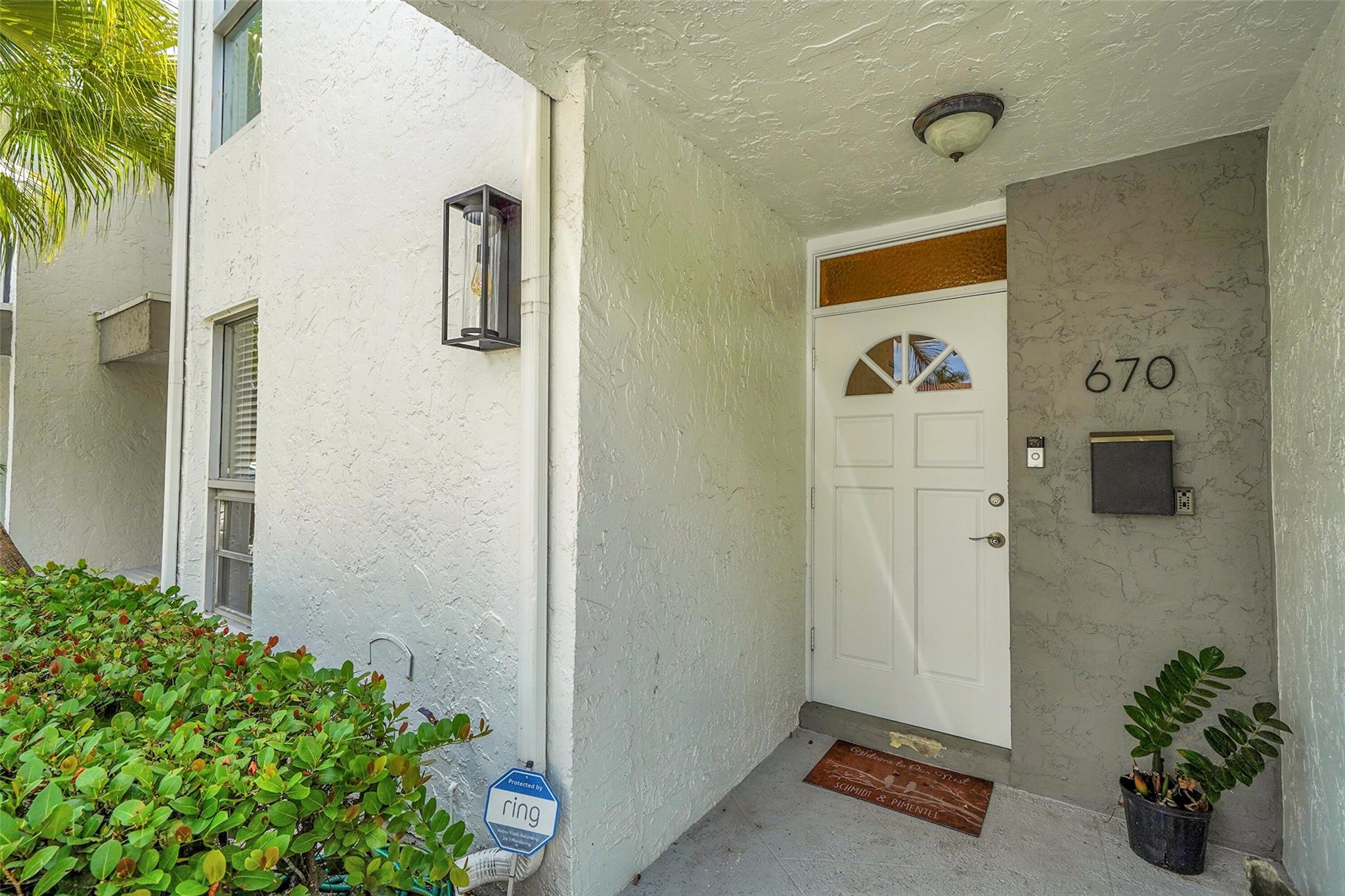670 Kensington Pl #5B
