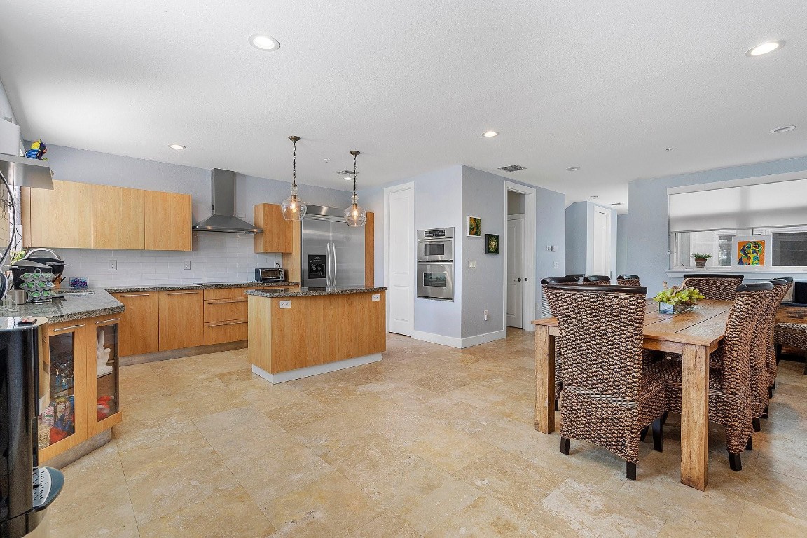 59 Isle Of Venice Fort Lauderdale, FL 33301