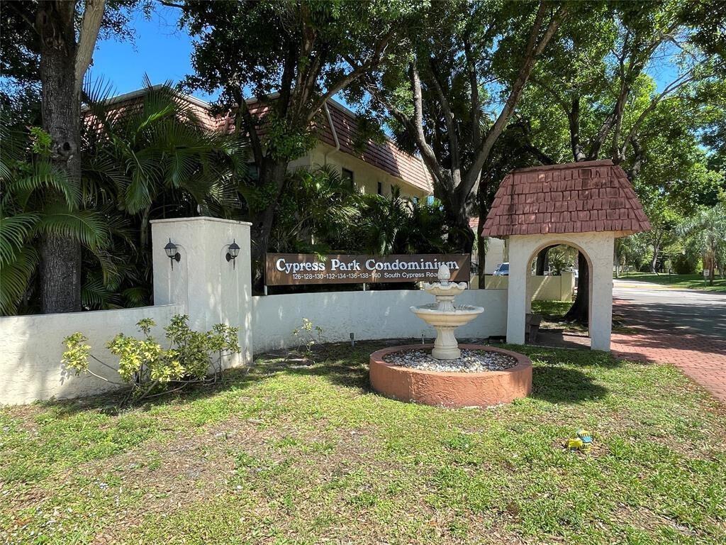 134 S Cypress Rd #411