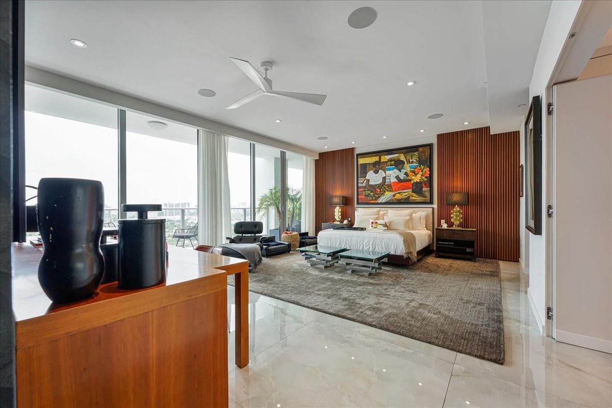 1180 N Federal Hwy #1606 Fort Lauderdale, FL 33304